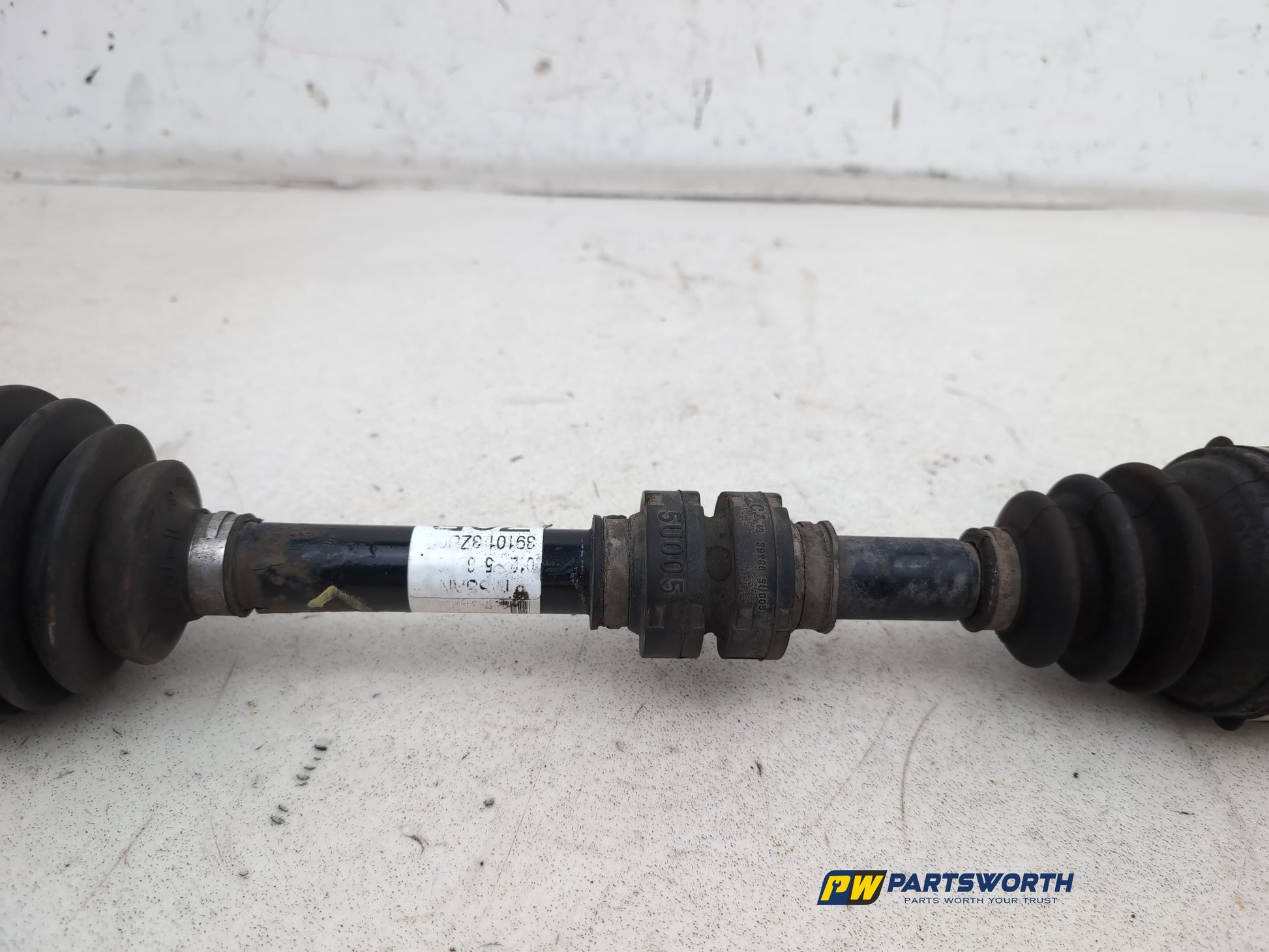 Driveshaft Front LH 6
