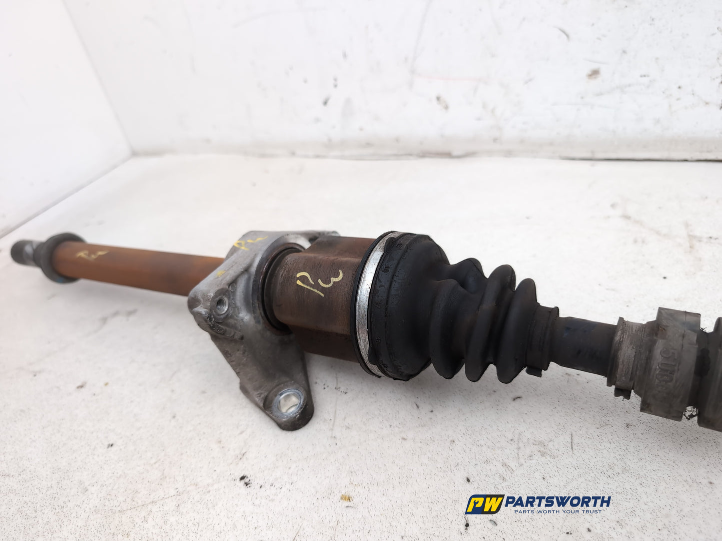 Driveshaft Front RH 6