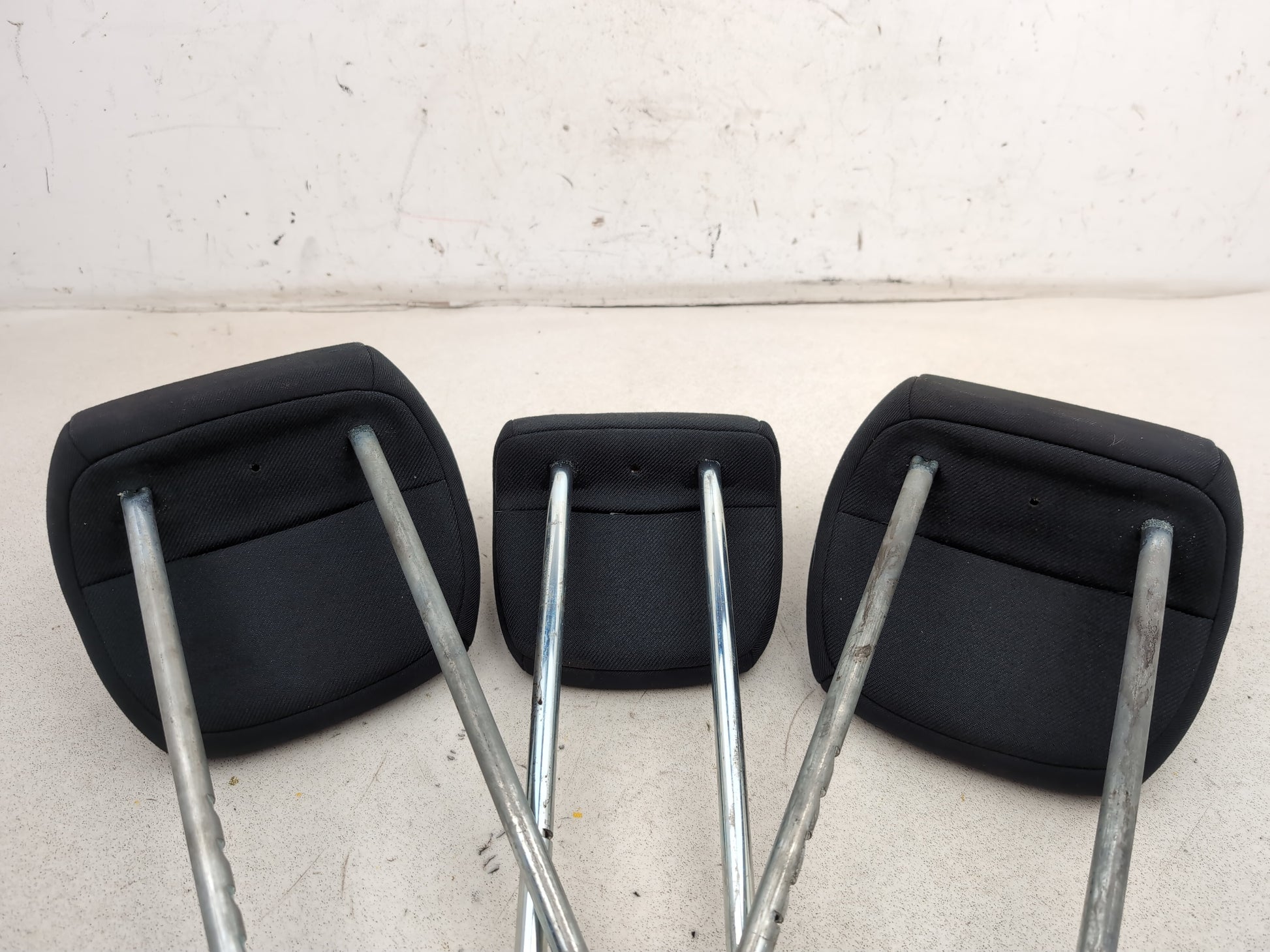 Rear Headrest 6