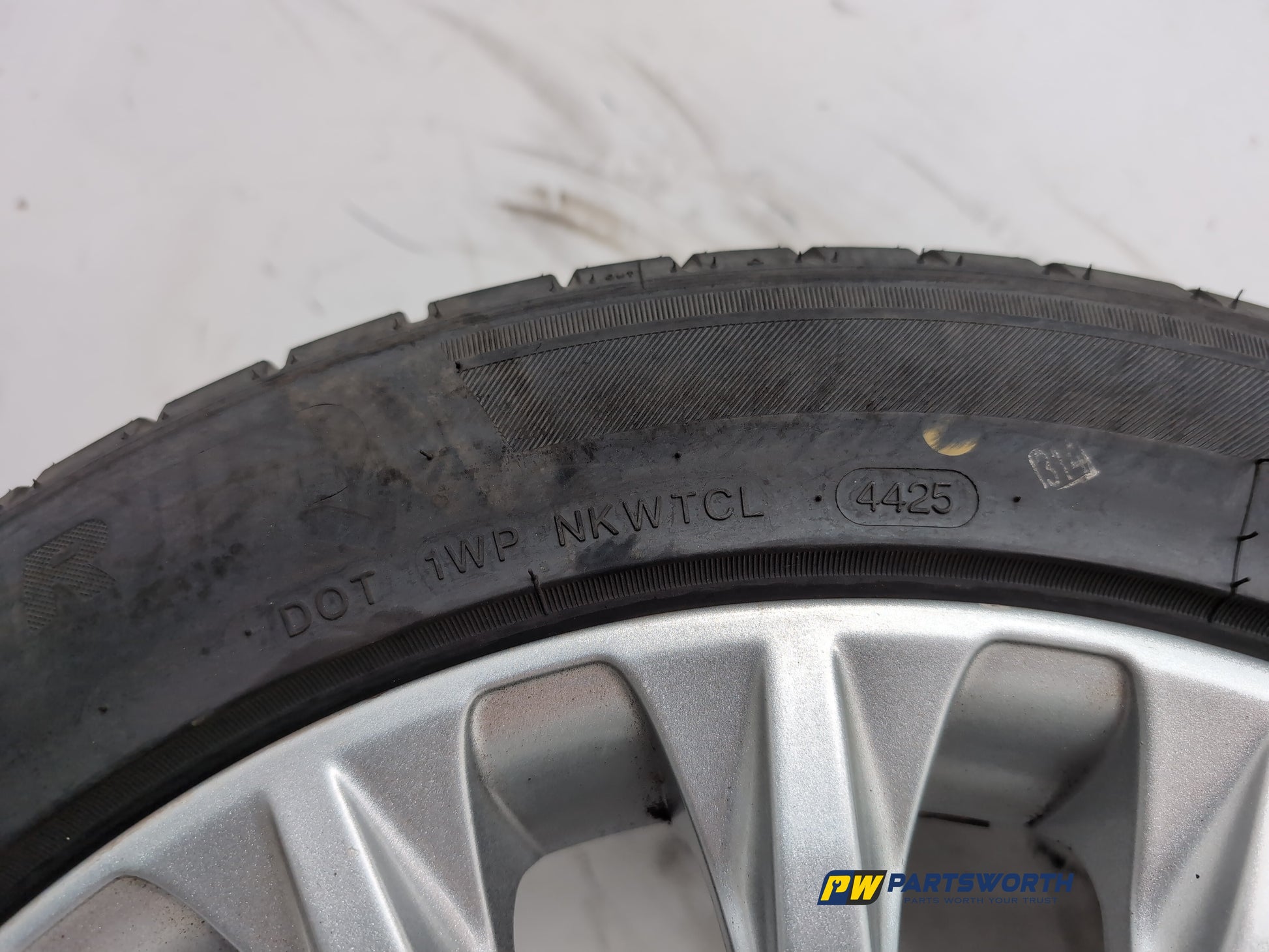 Wheel Road Alloy 6