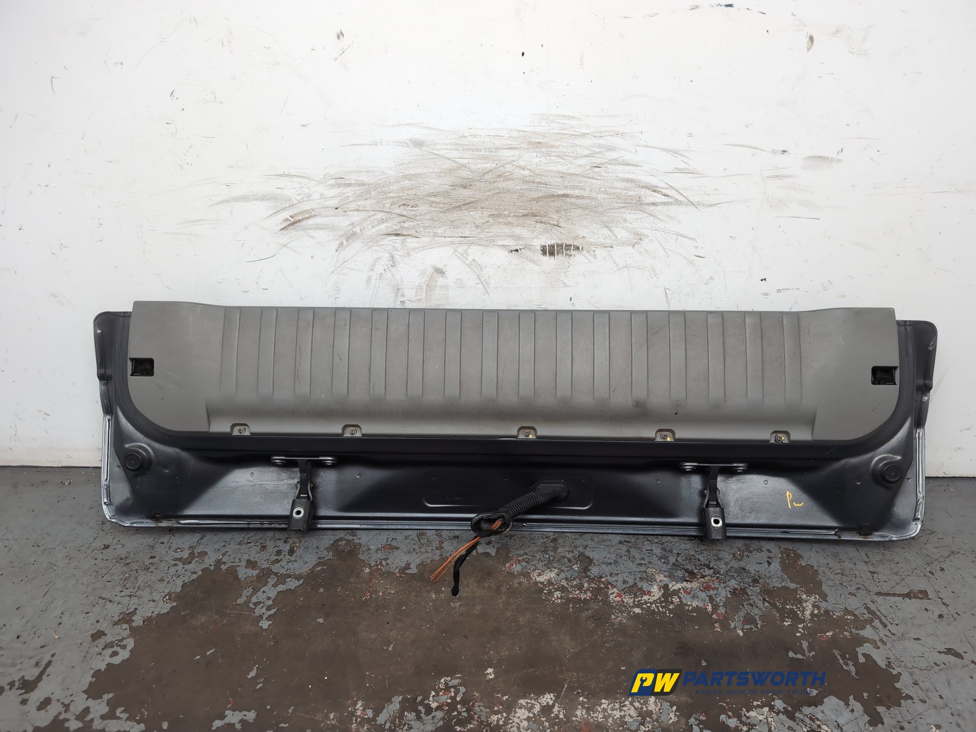 Boot Lid 6