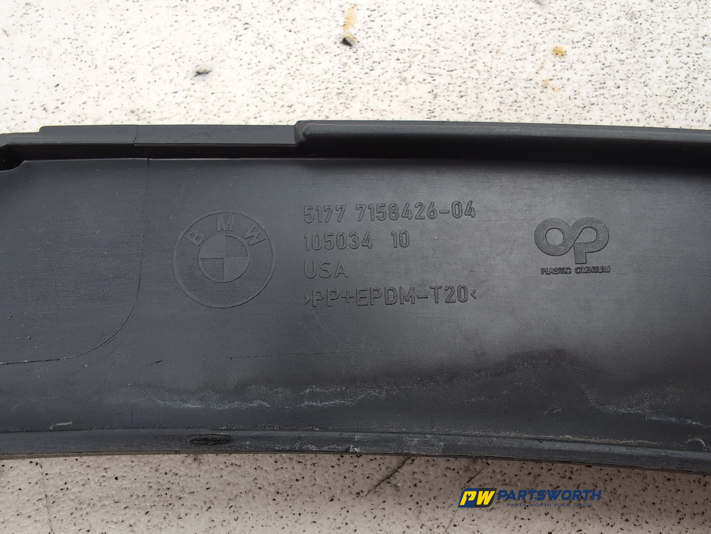 Moulding Wheel Arch Rear RH 6
