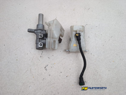 Brake Master Cylinder Assembly 6