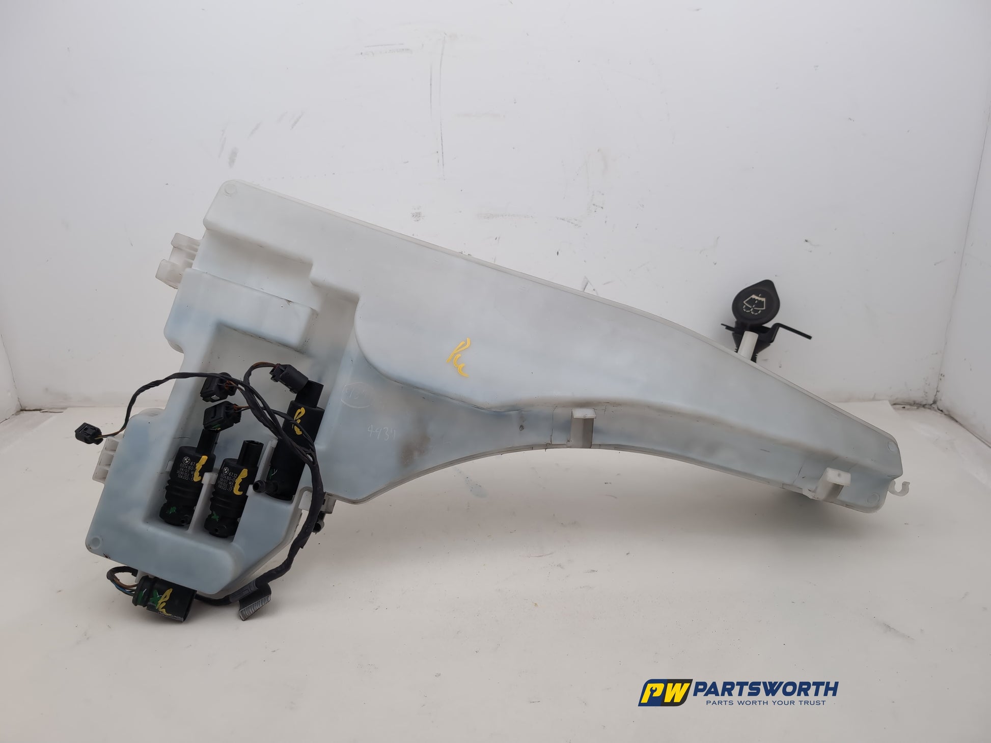 Washer Bottle Windscreen 6