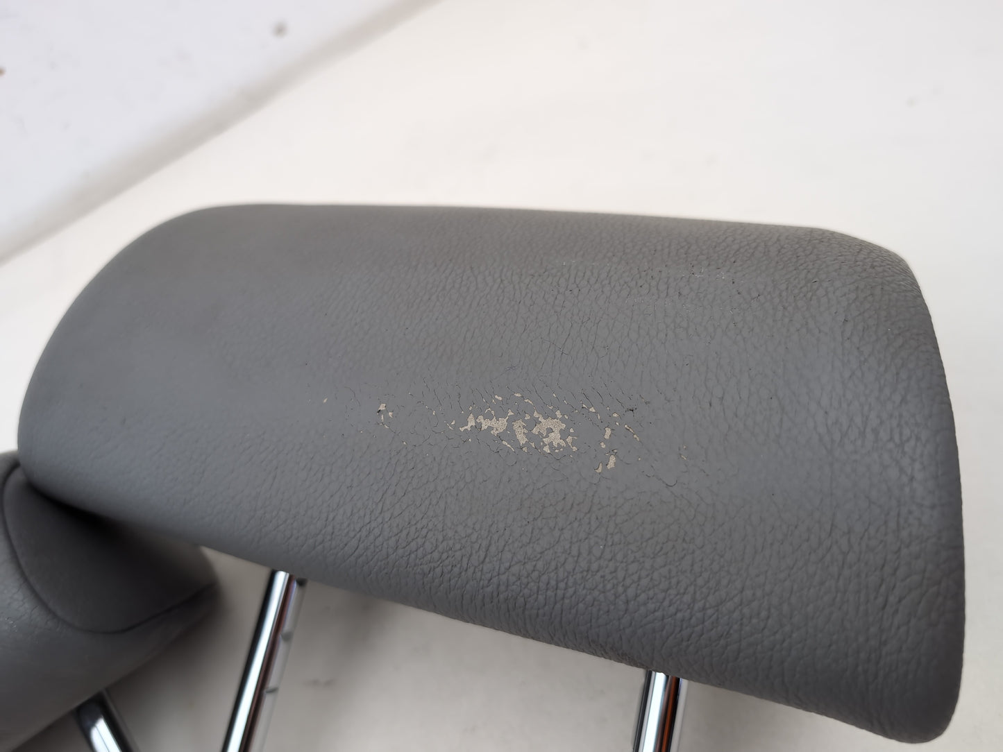 Rear Headrest 6