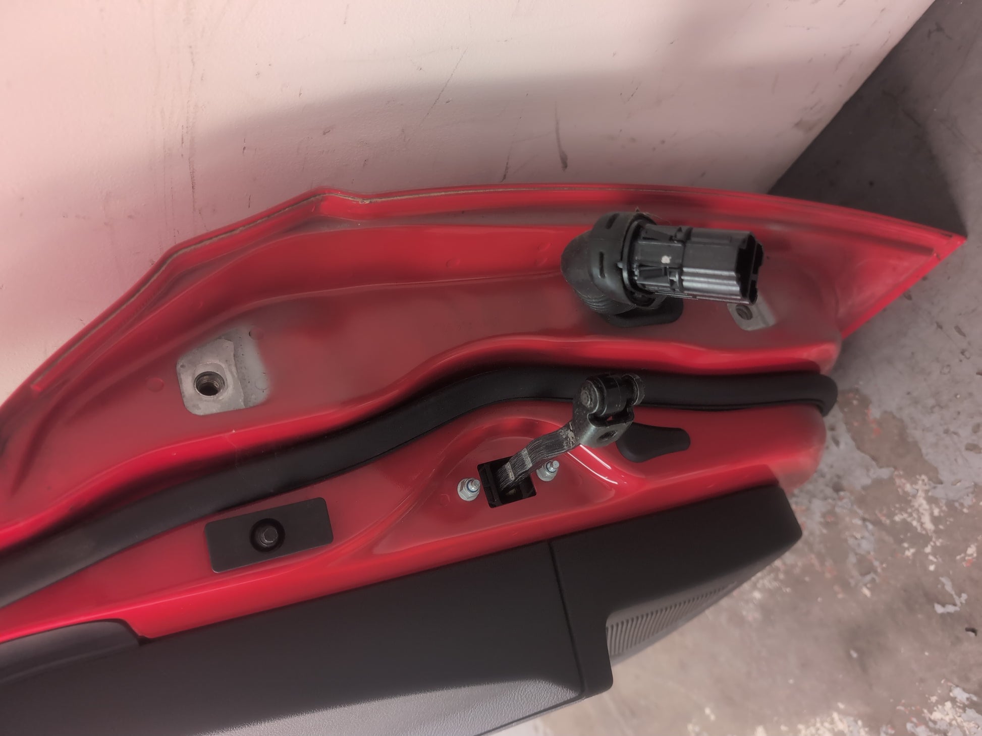 Door Front LH 13