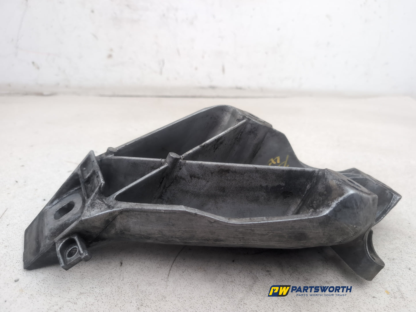 Engine Mounting Bracket 6