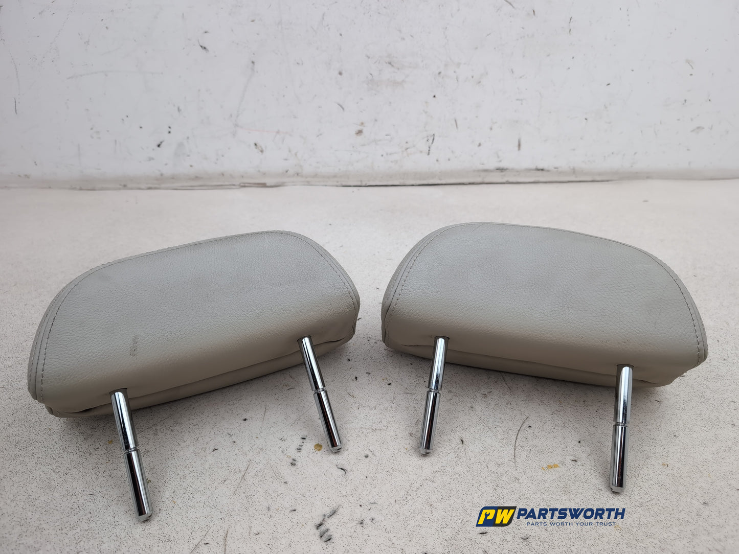Rear Headrest 6