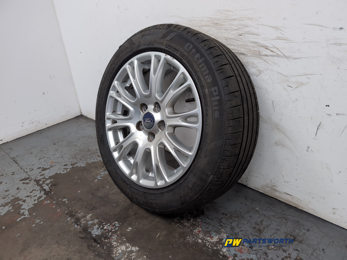 Wheel Road Alloy 6