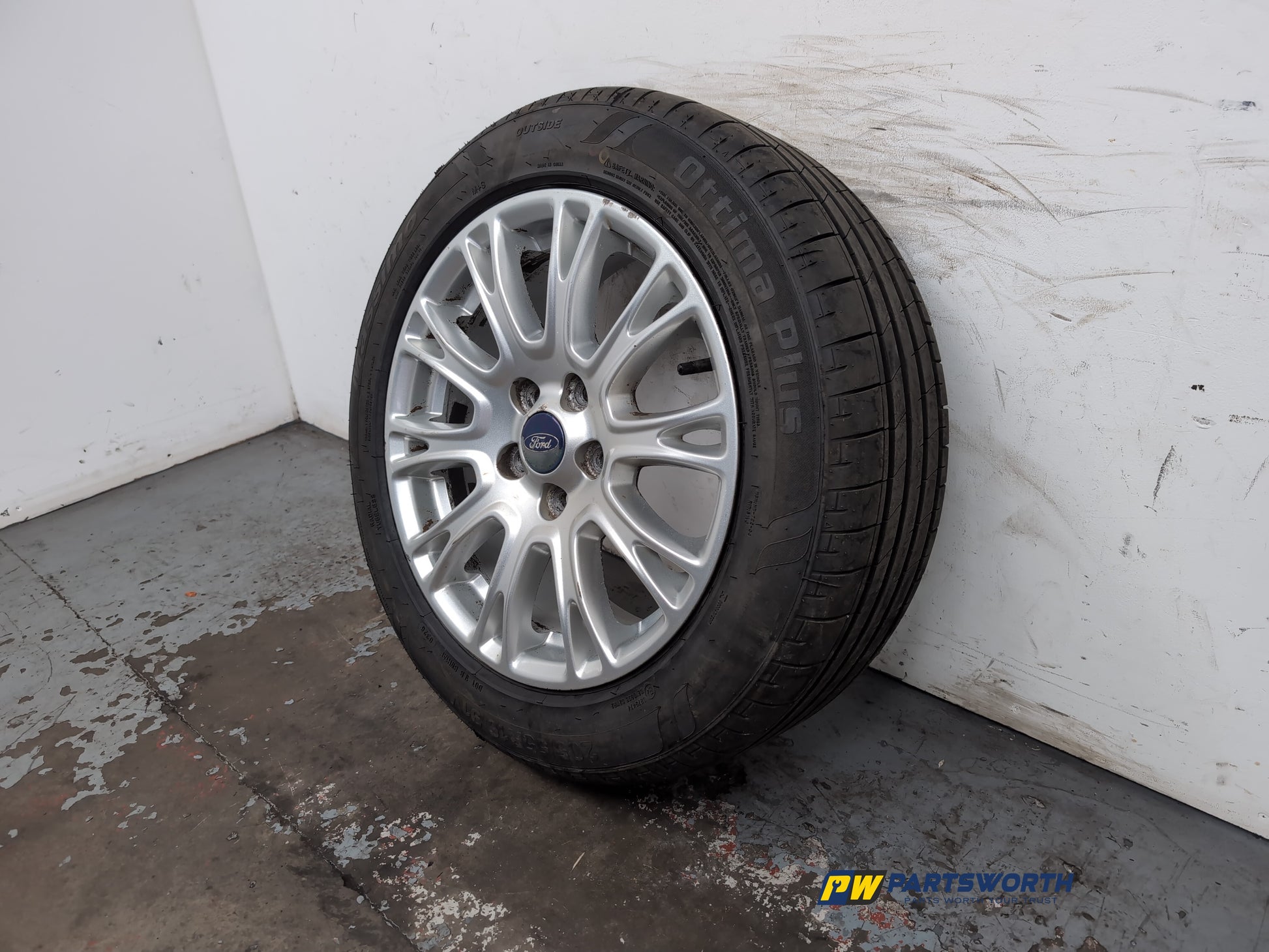 Wheel Road Alloy 6