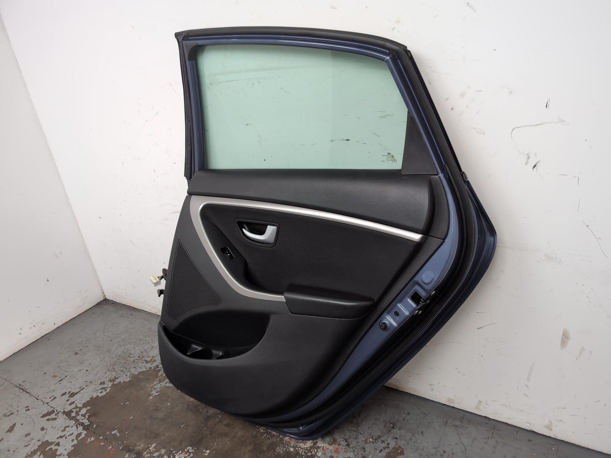 Door Rear RH 6