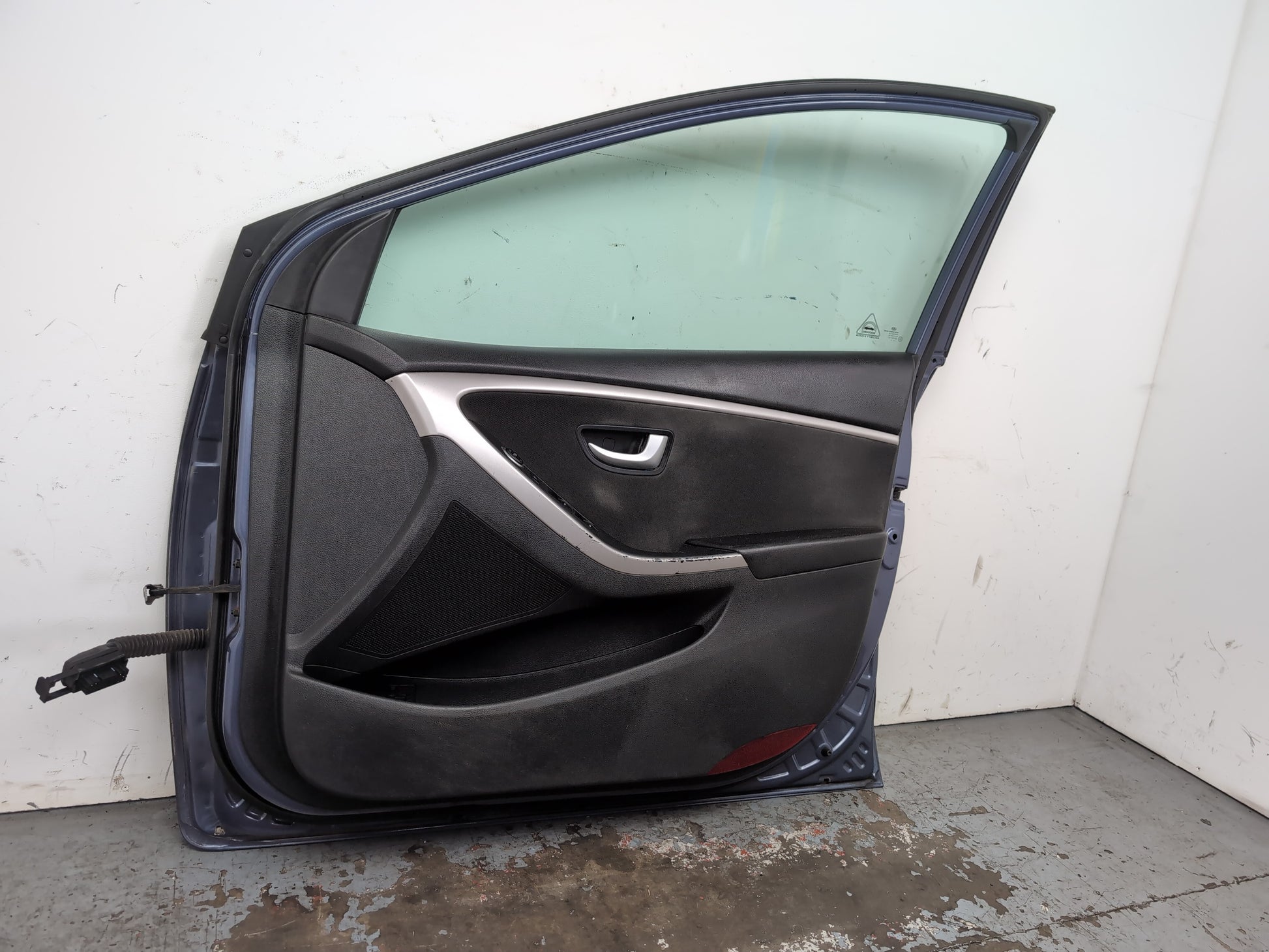 Door Front RH 6
