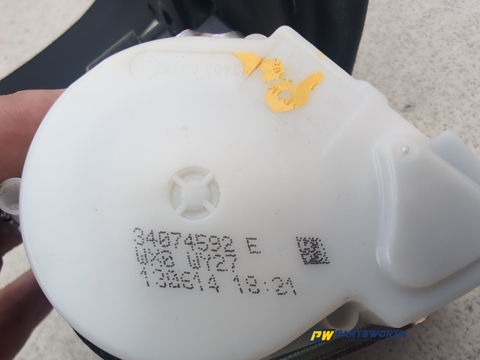 Seat Belt Rear LH 6