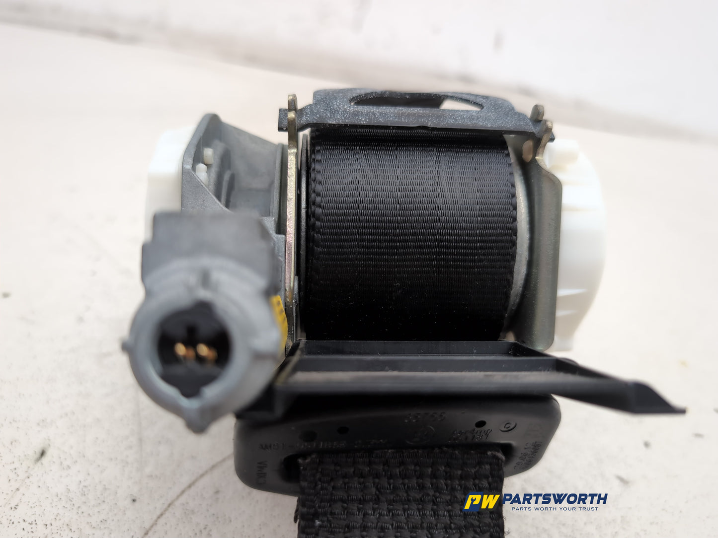 Seat Belt Rear LH 6