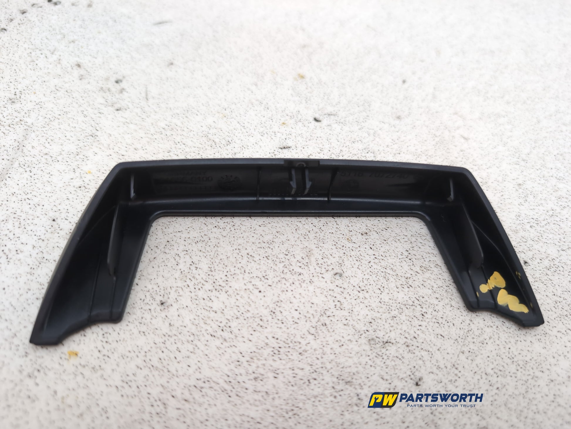 Centre Console Trim  6