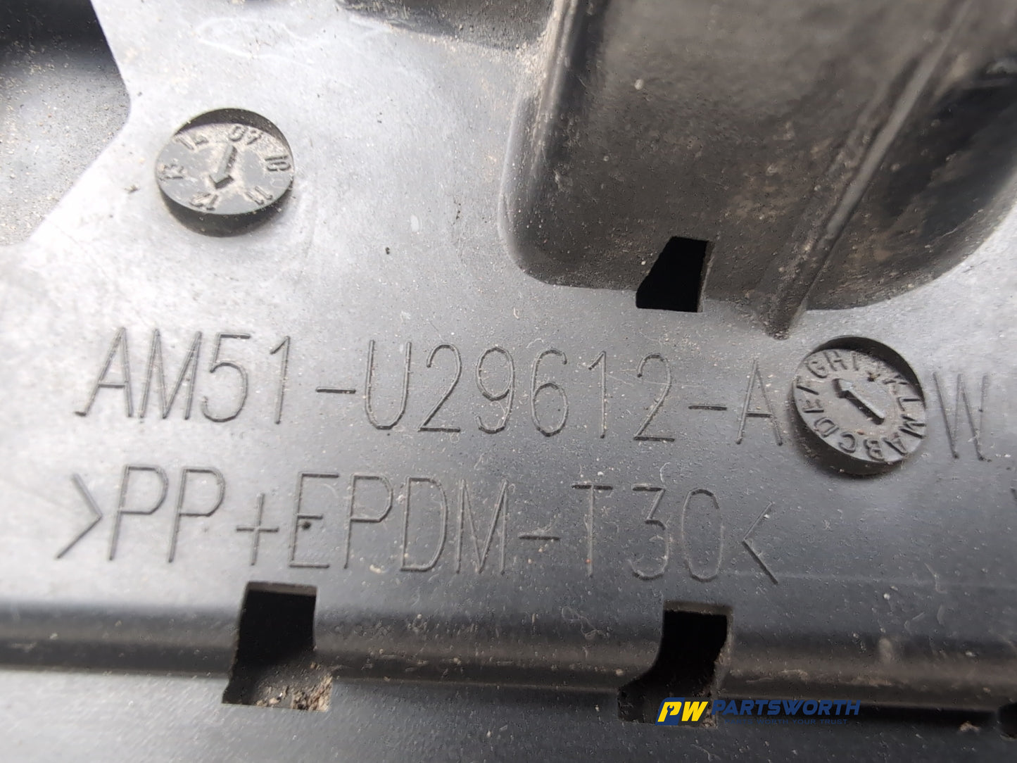 Moulding Quarter Panel RH 6