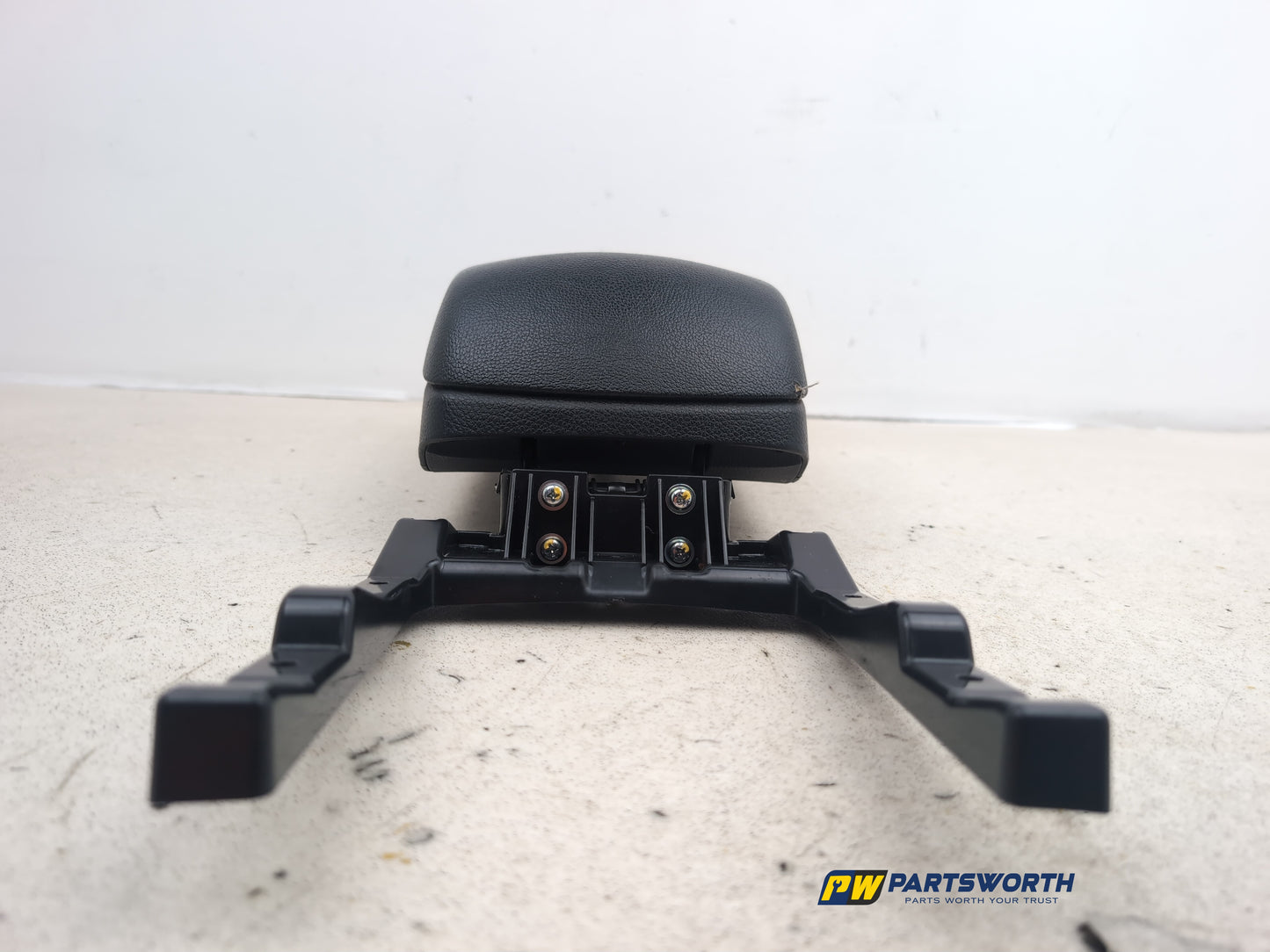Centre Console Armrest 6