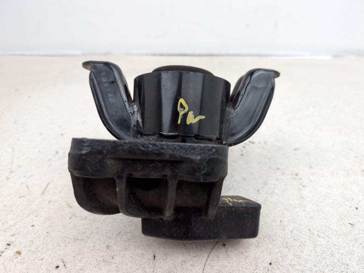 Engine Mounting RH 6