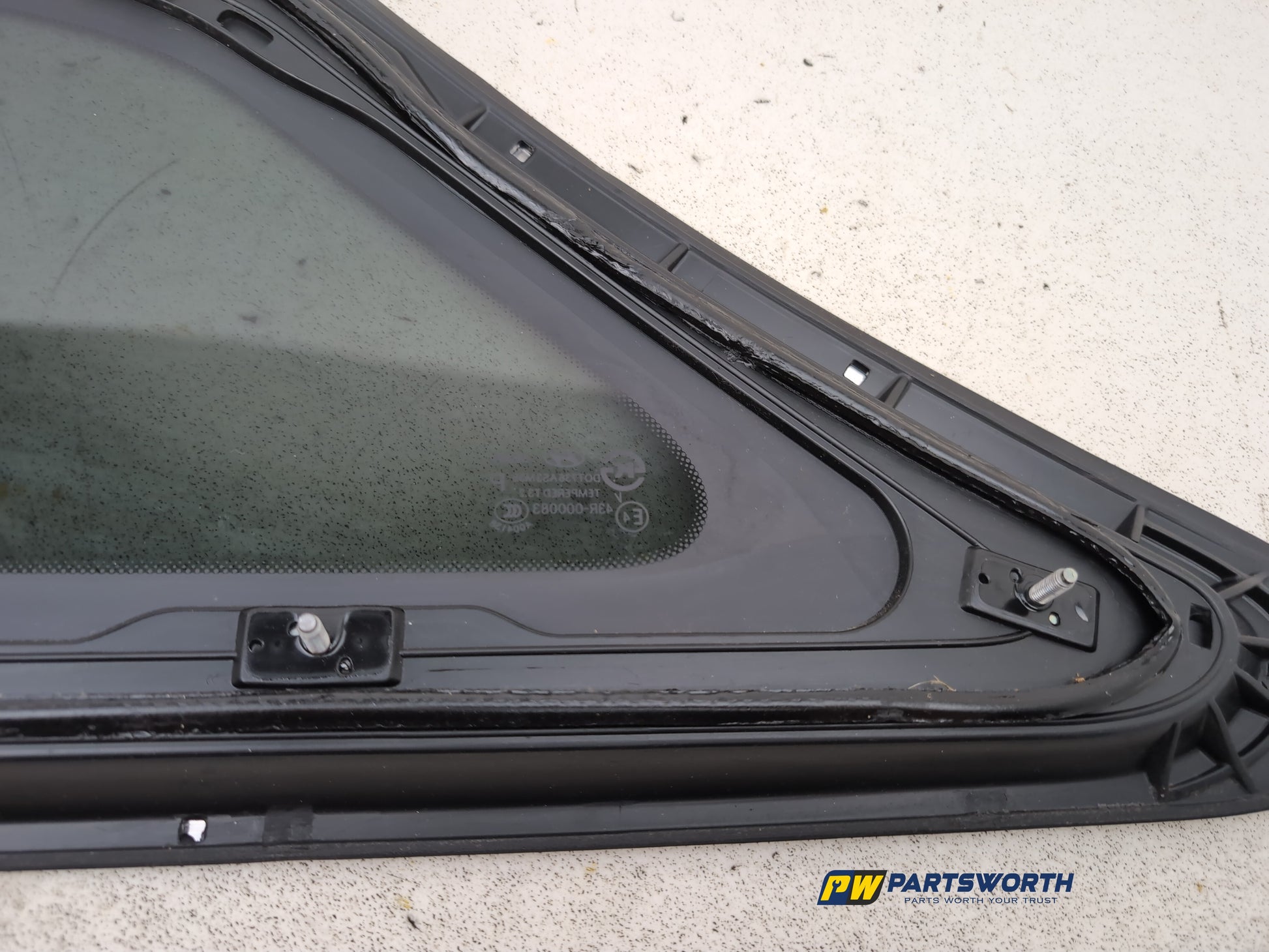 Door Glass Quarter Light Rear RH 6