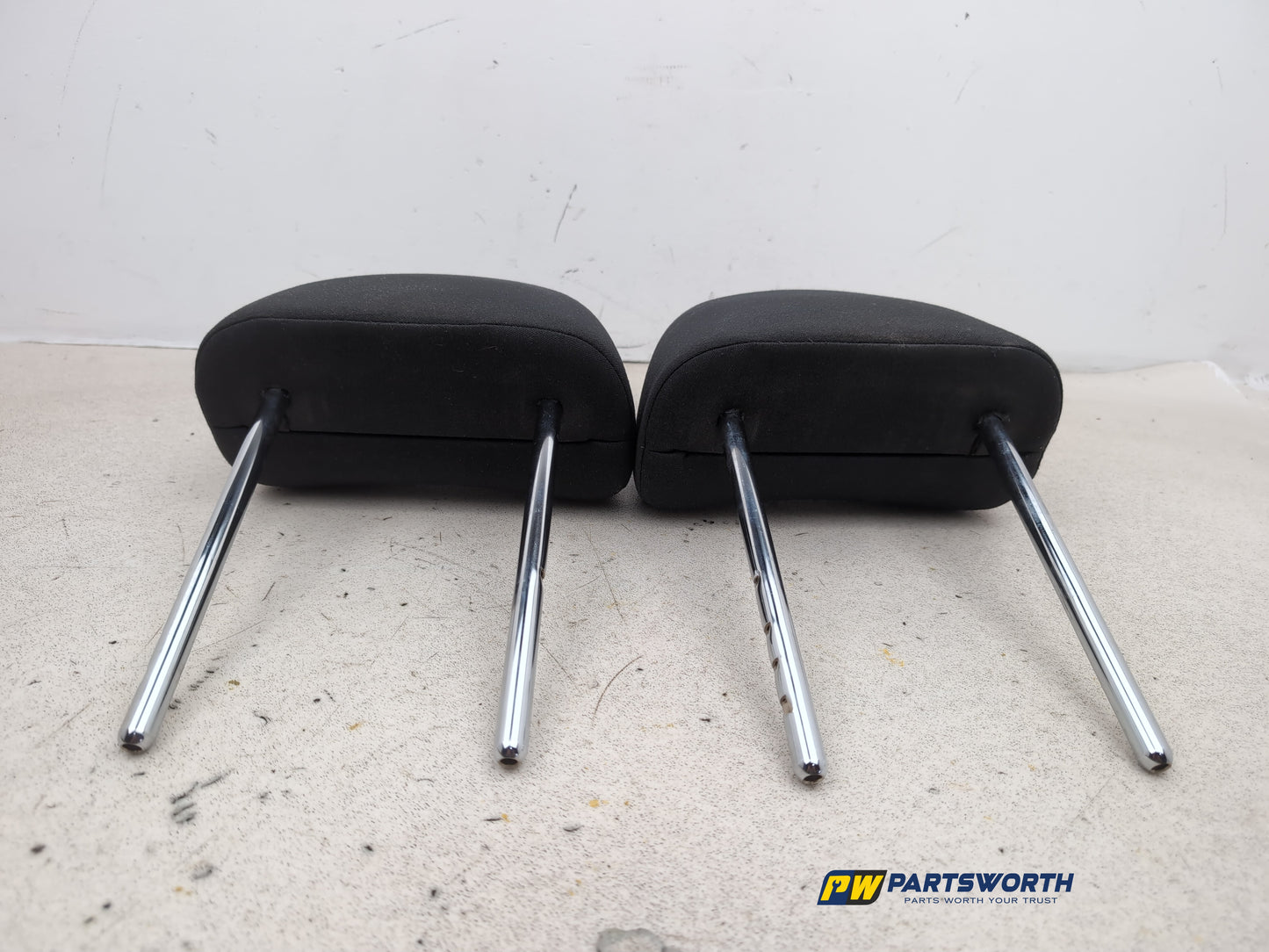 Headrest Front Pair 6