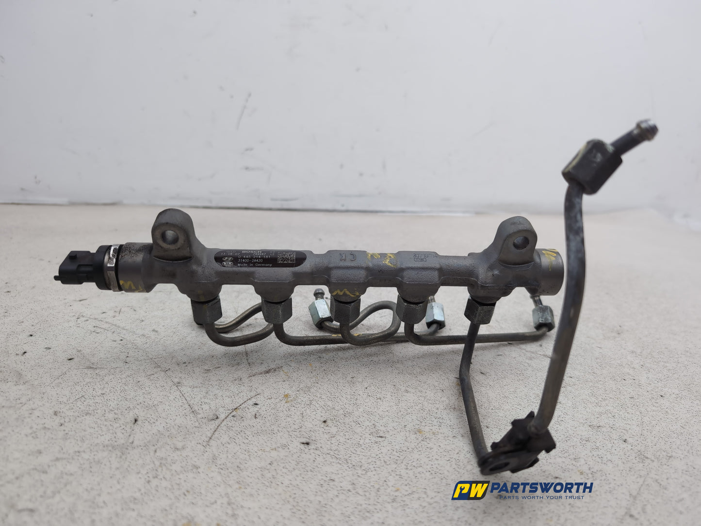 Fuel Rail 11
