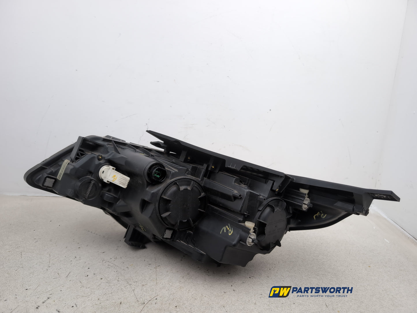 Headlamp RH 12
