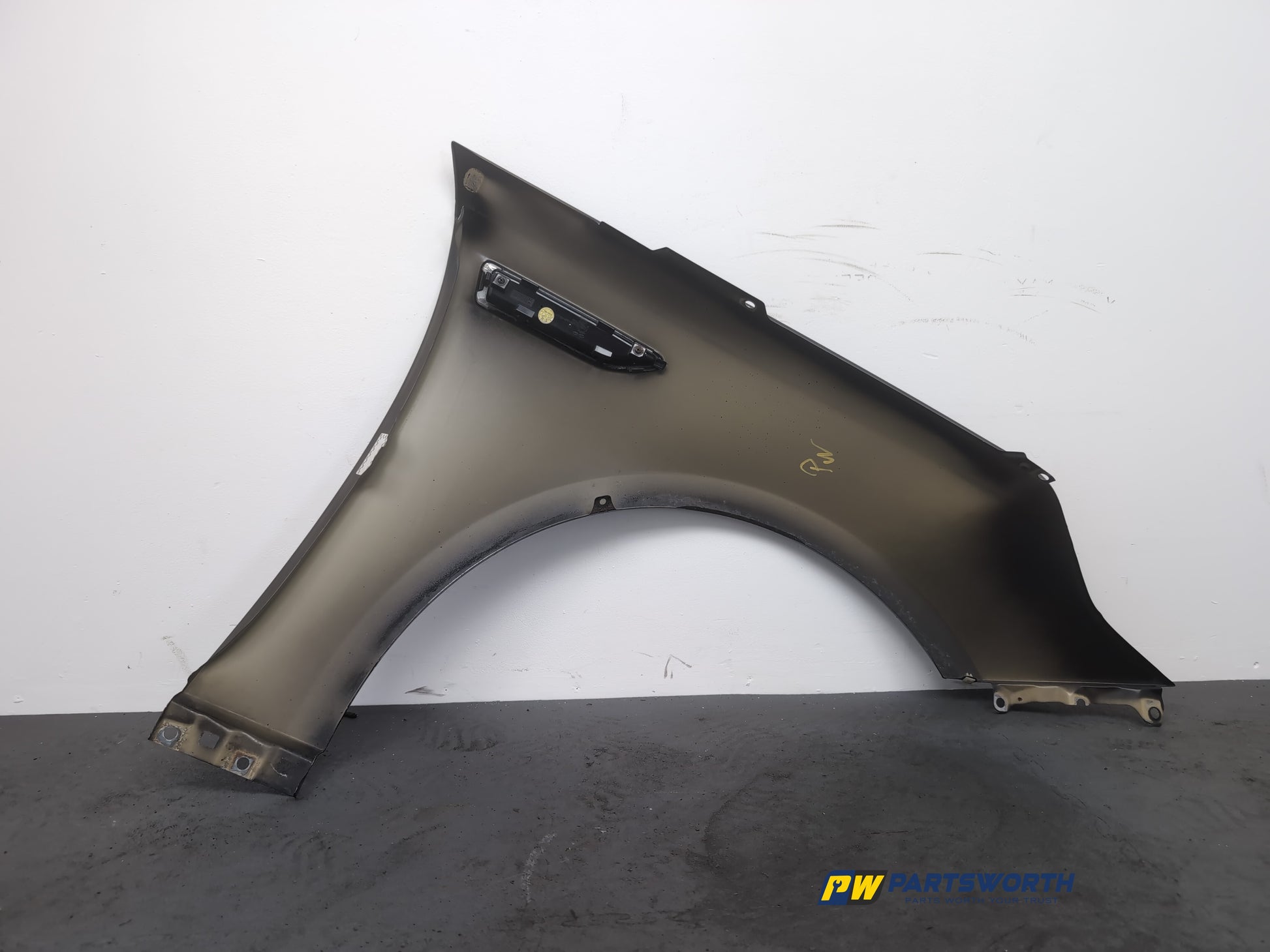 Wing Front LH 11