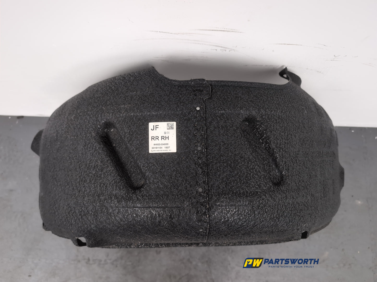 Moulding Wheel Arch Rear RH 12