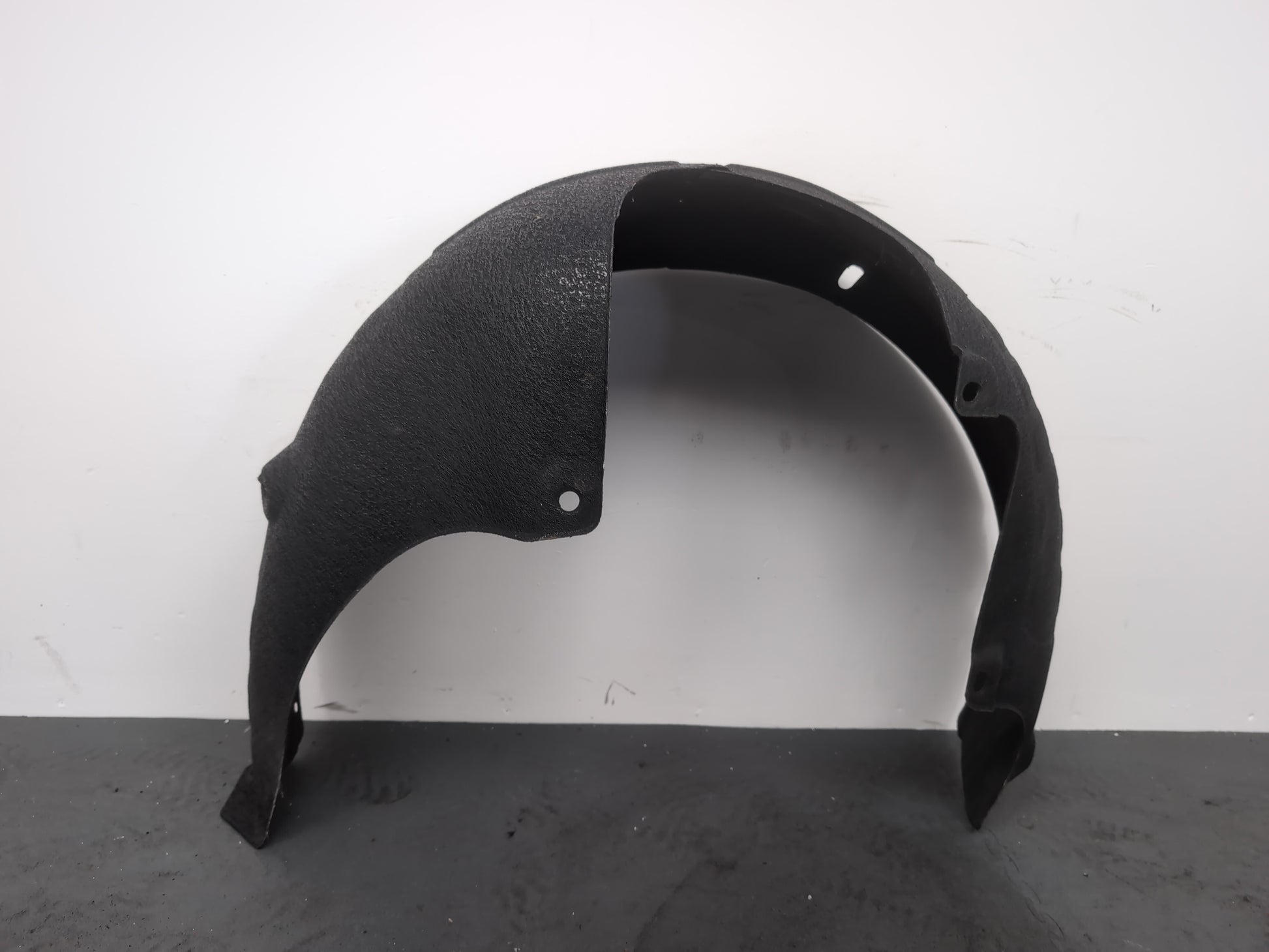 Moulding Wheel Arch Rear LH 8