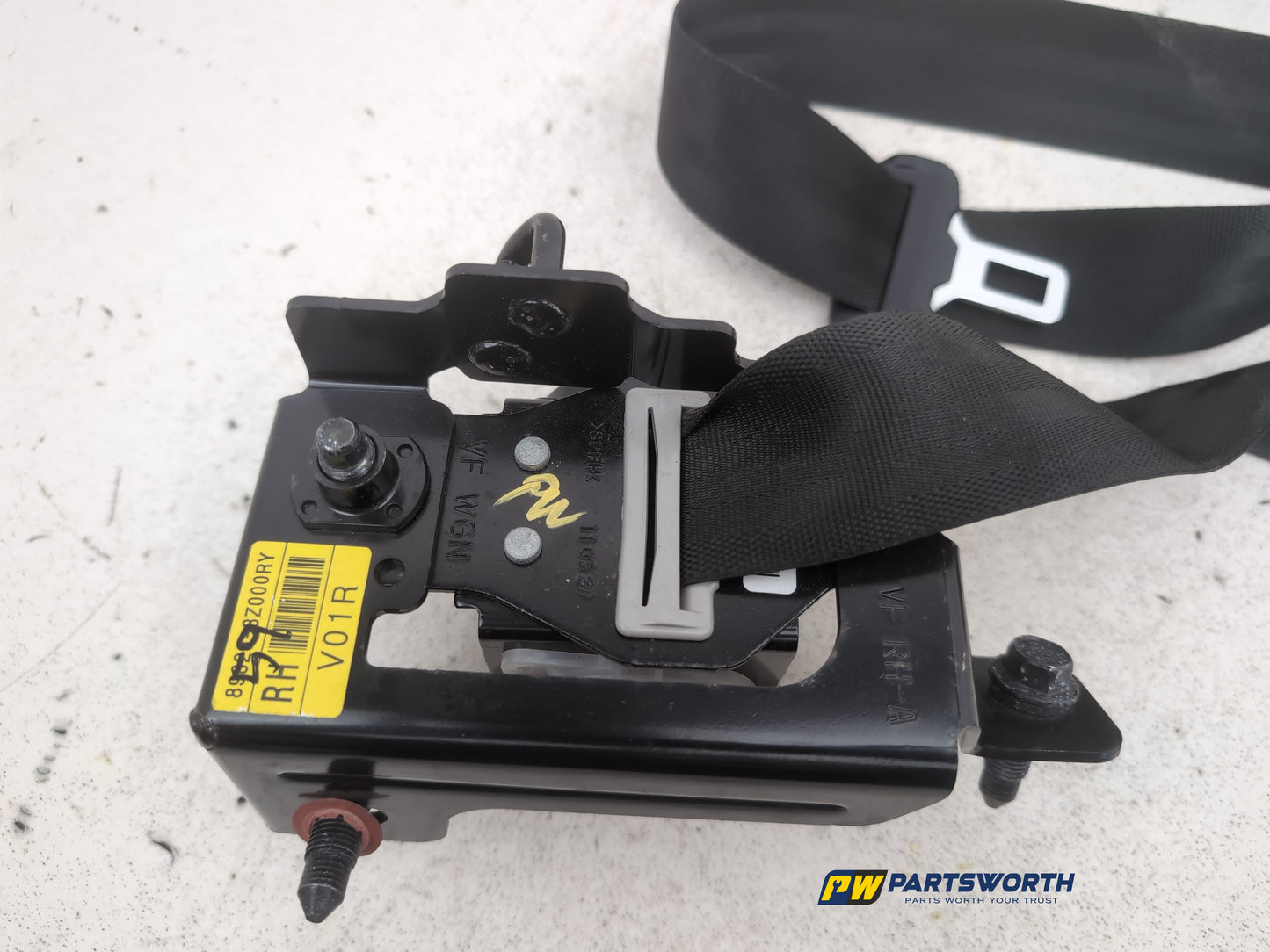 Seat Belt Rear RH 11