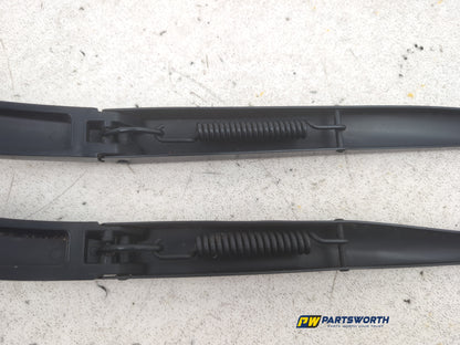 Wiper Front Arm 11