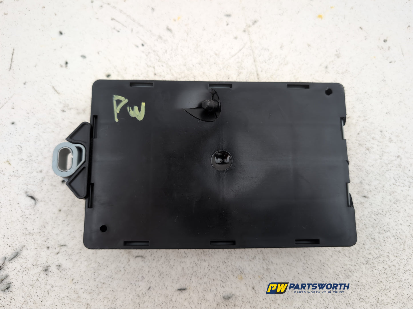 Fuse and Relay Box 1 6