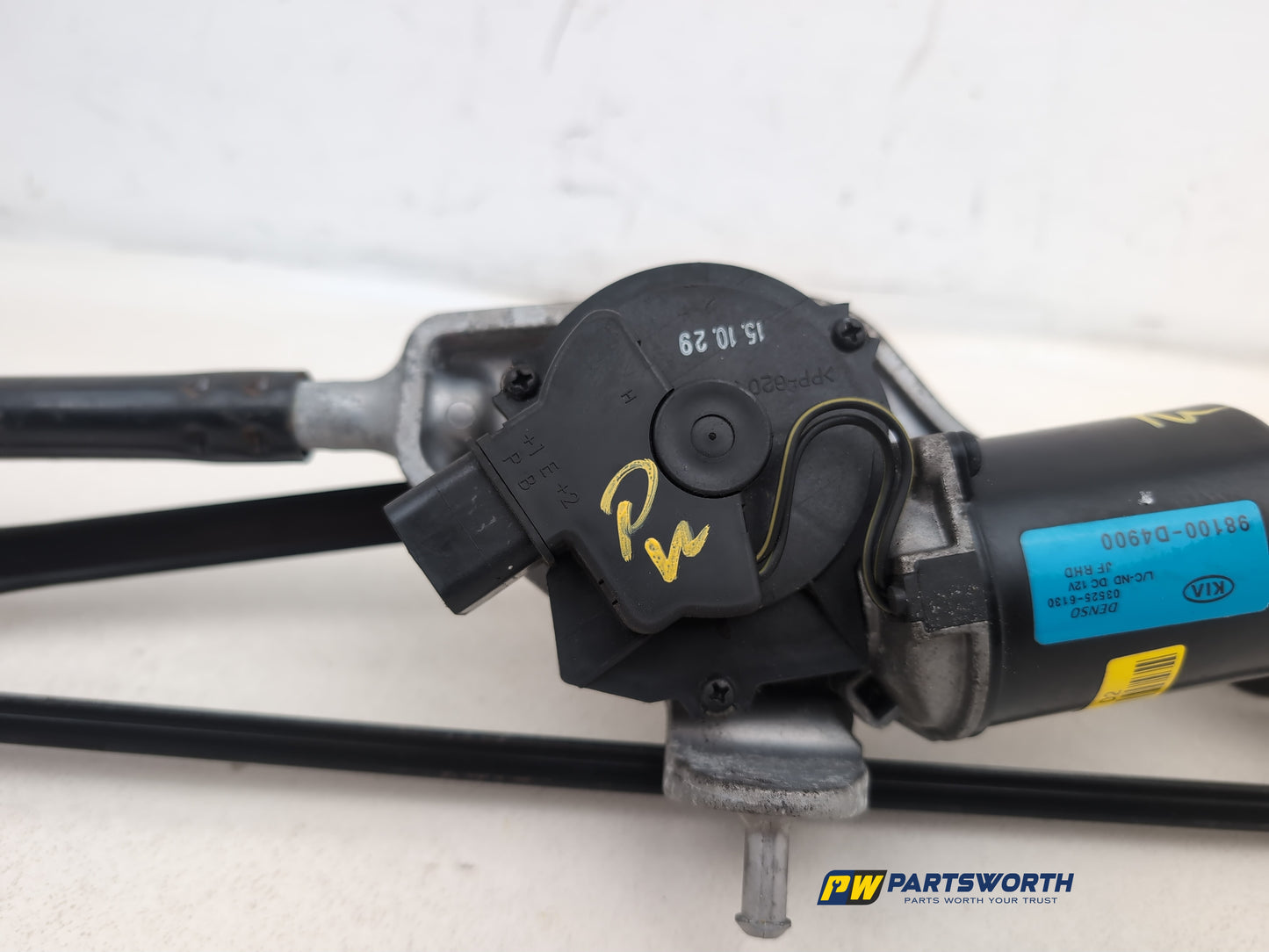 Front Wiper Motor & Mechanism / Linkage 12