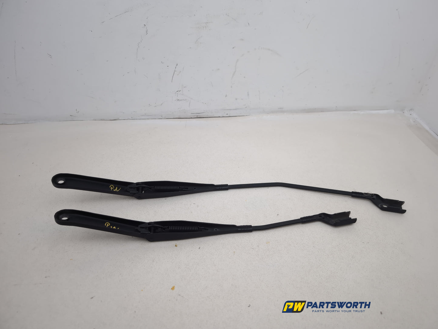 Wiper Front Arm 11