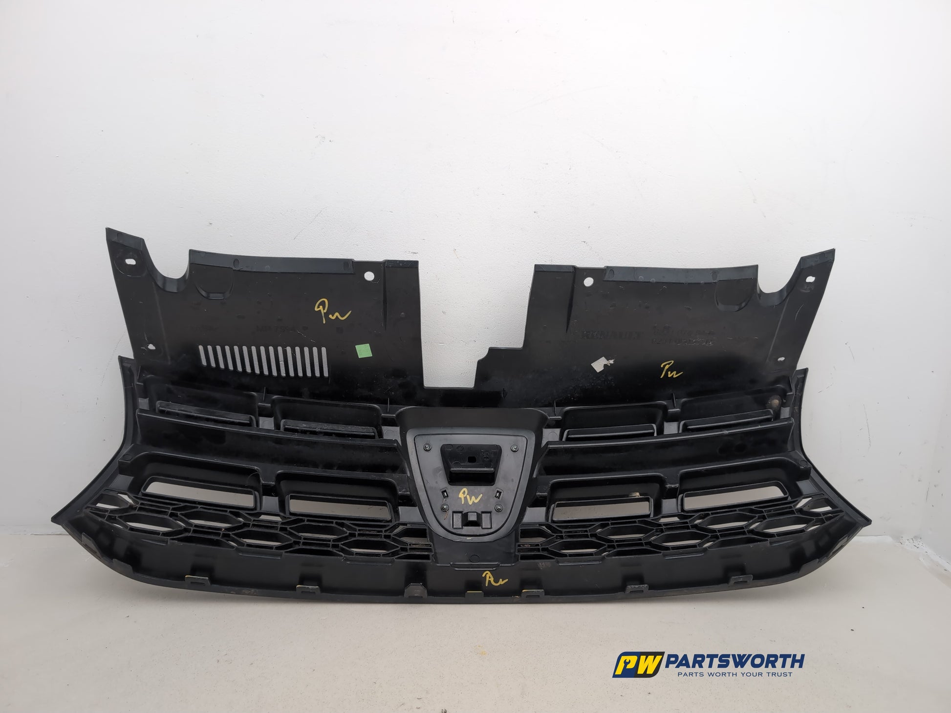Grille Front 12