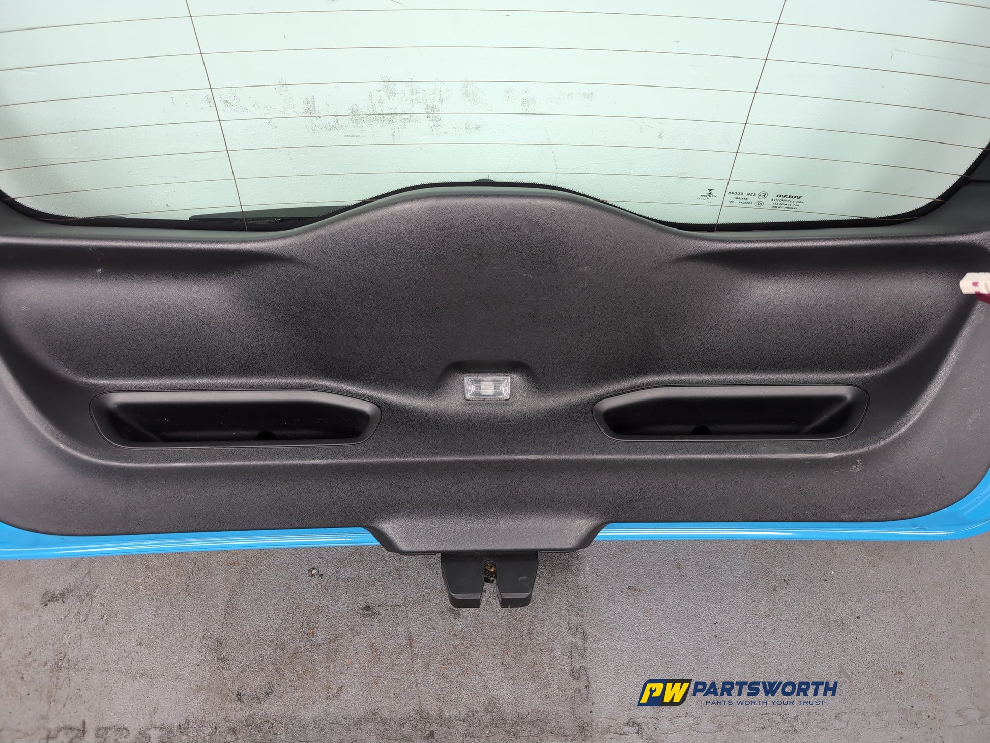 Boot Lid 11