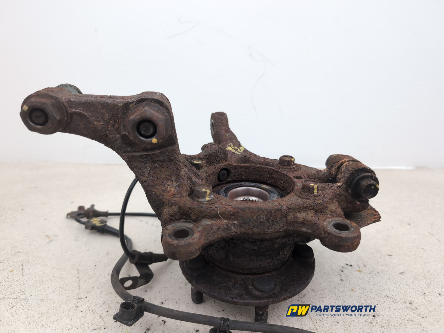 Wheel Hub Front RH 11