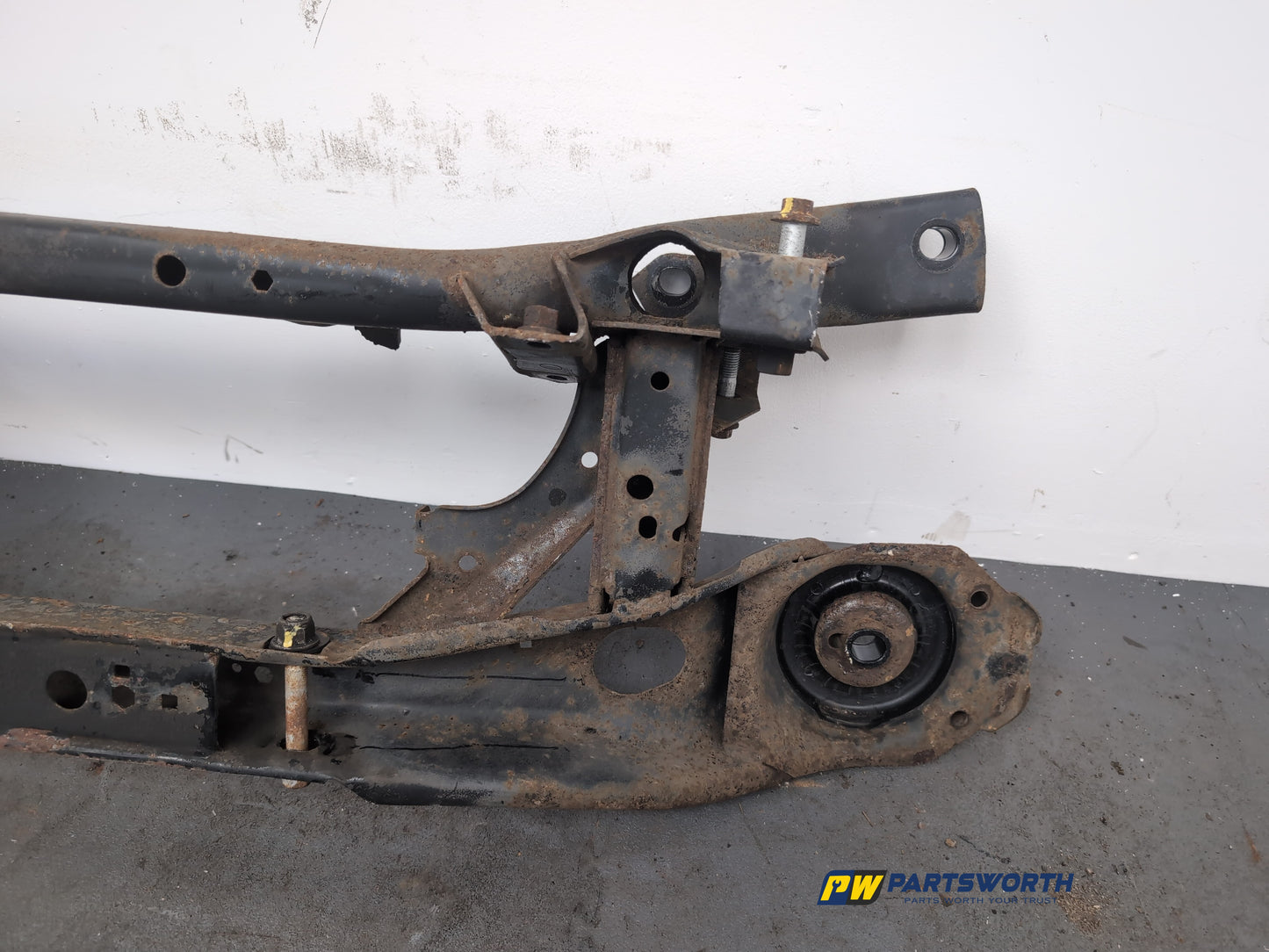 Axle Assembly Rear 11