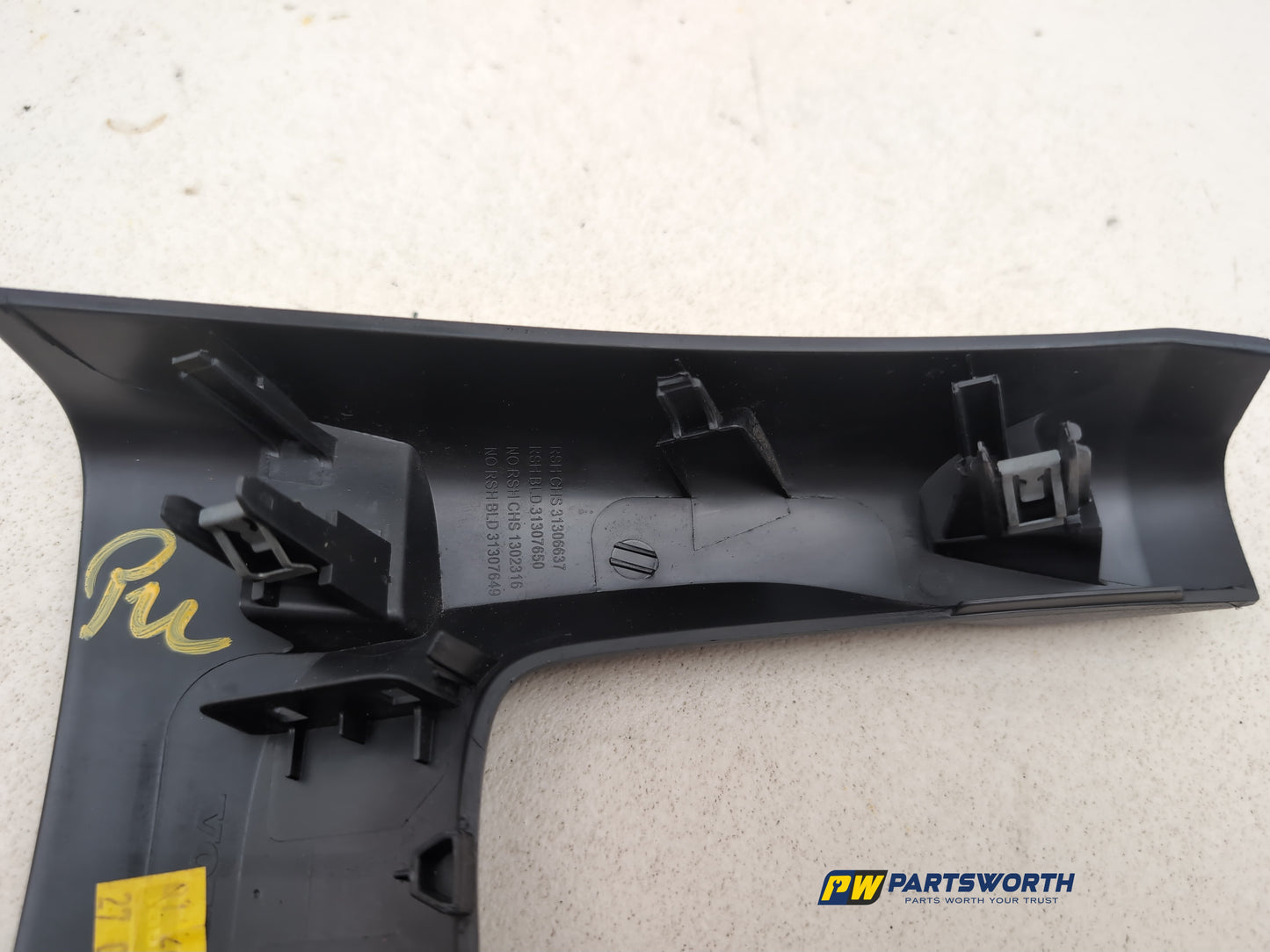 Centre Console Trim  12