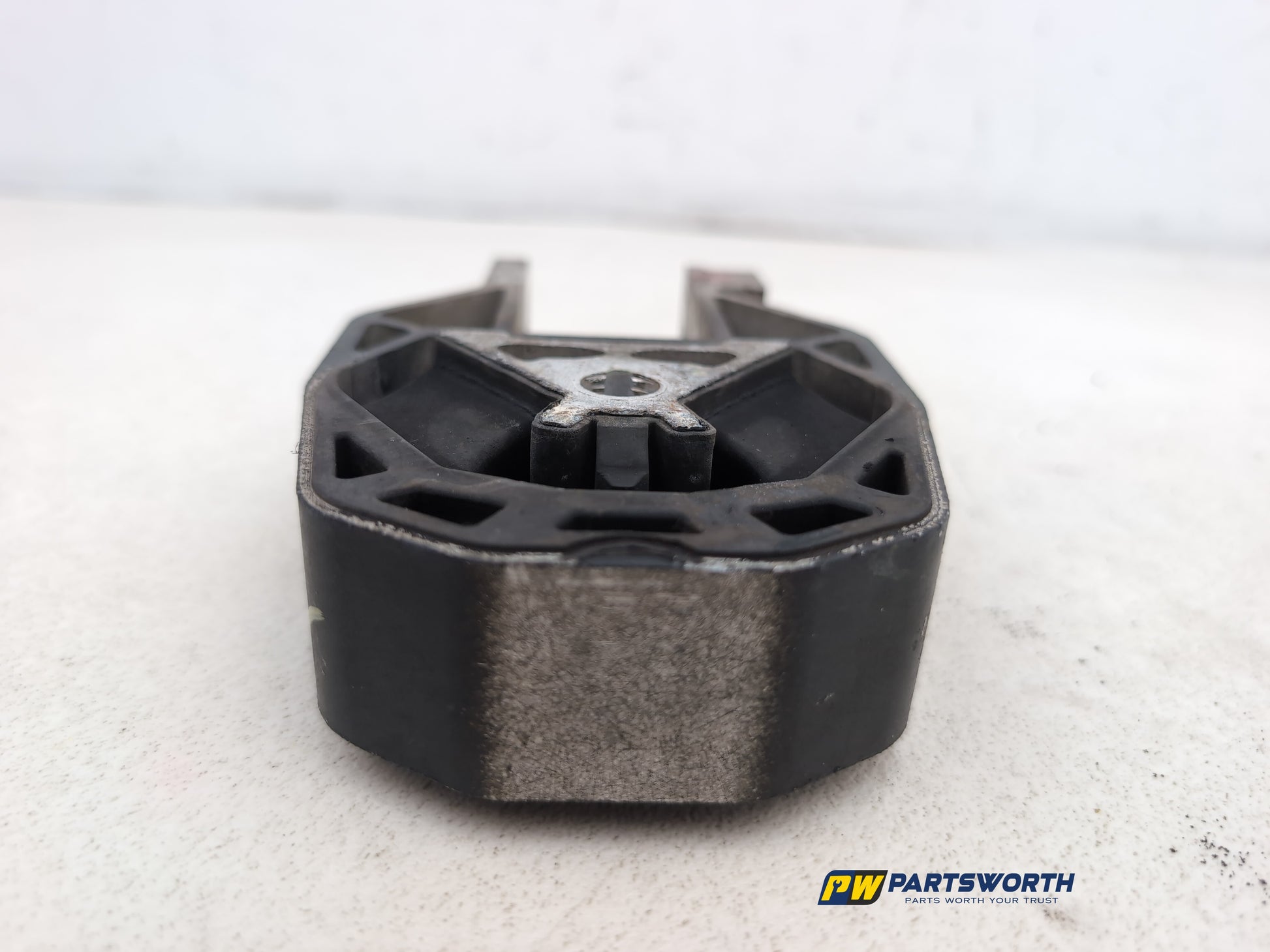 Transmission Mounting Bracket 11