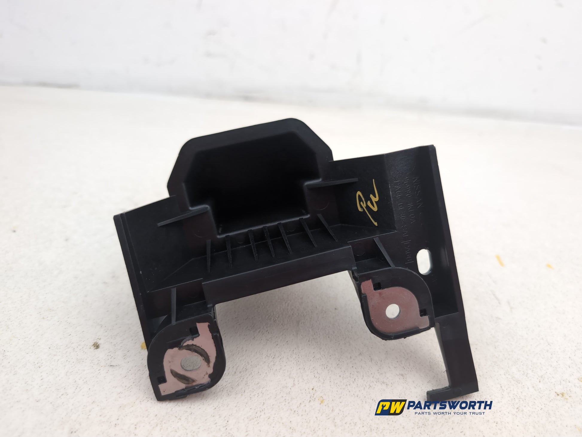 Centre Console Trim  11