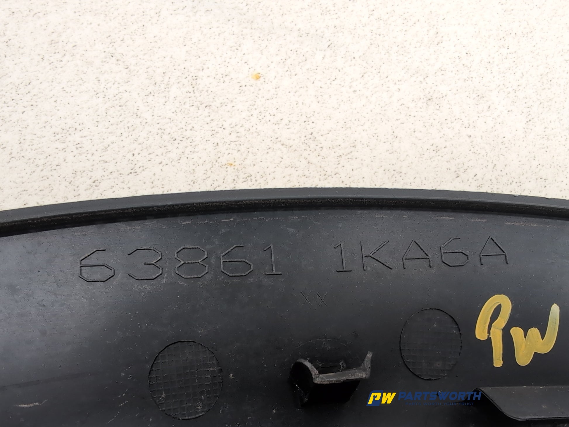 Moulding Wheel Arch Front LH 12
