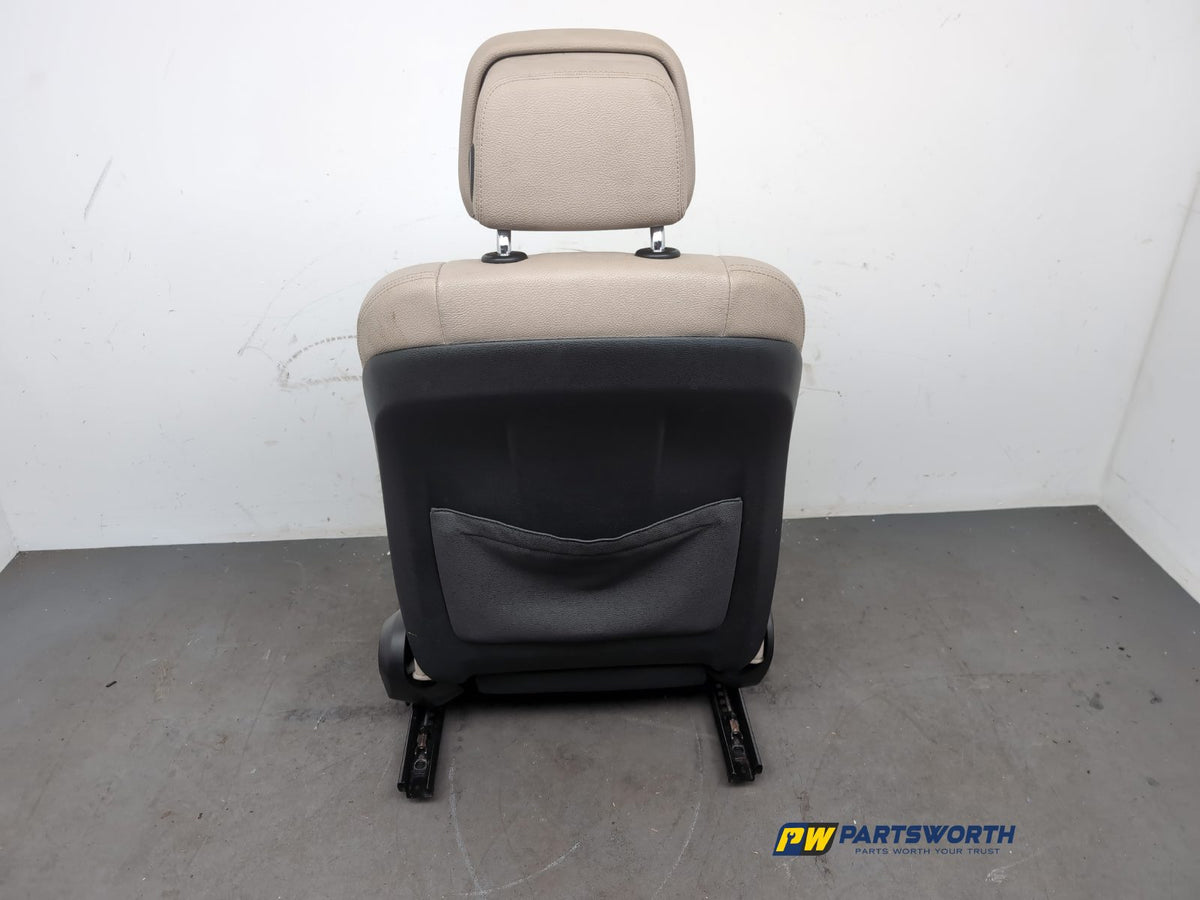 Seat Front LH 6