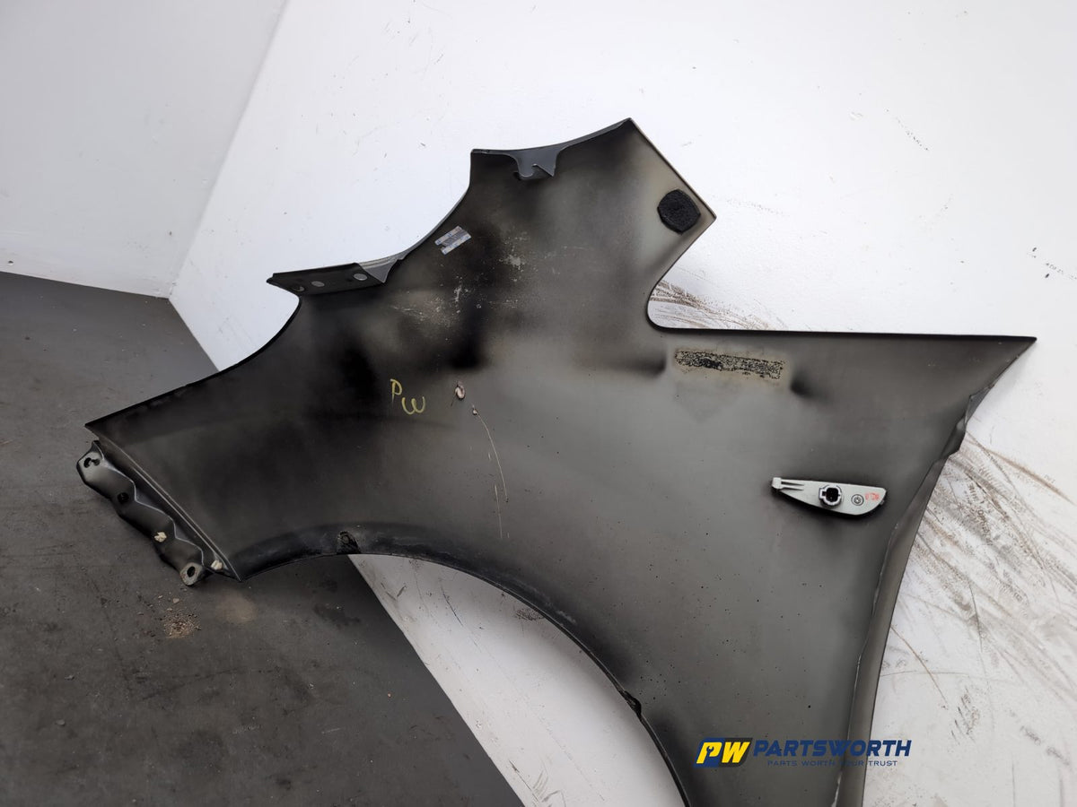 Wing Front RH 5