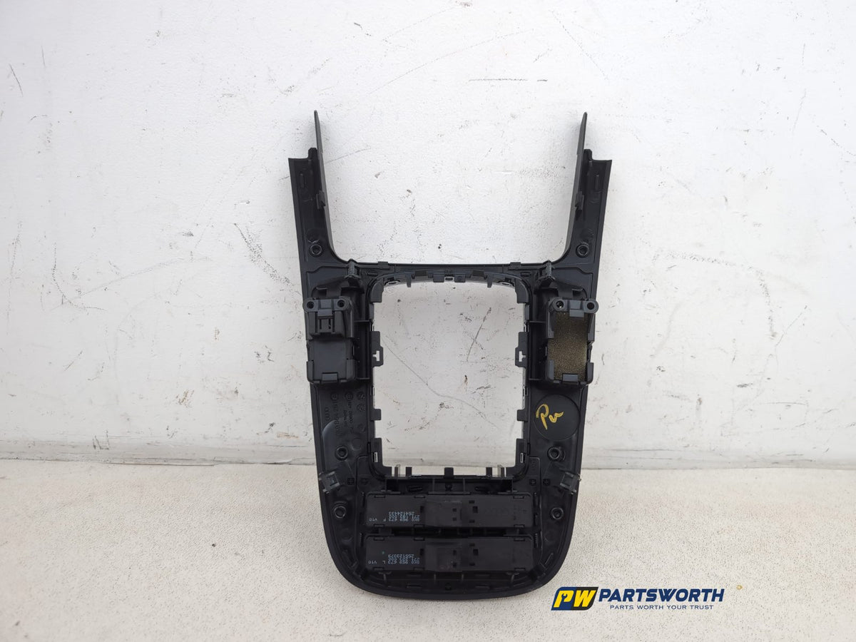 Centre Console Trim  6