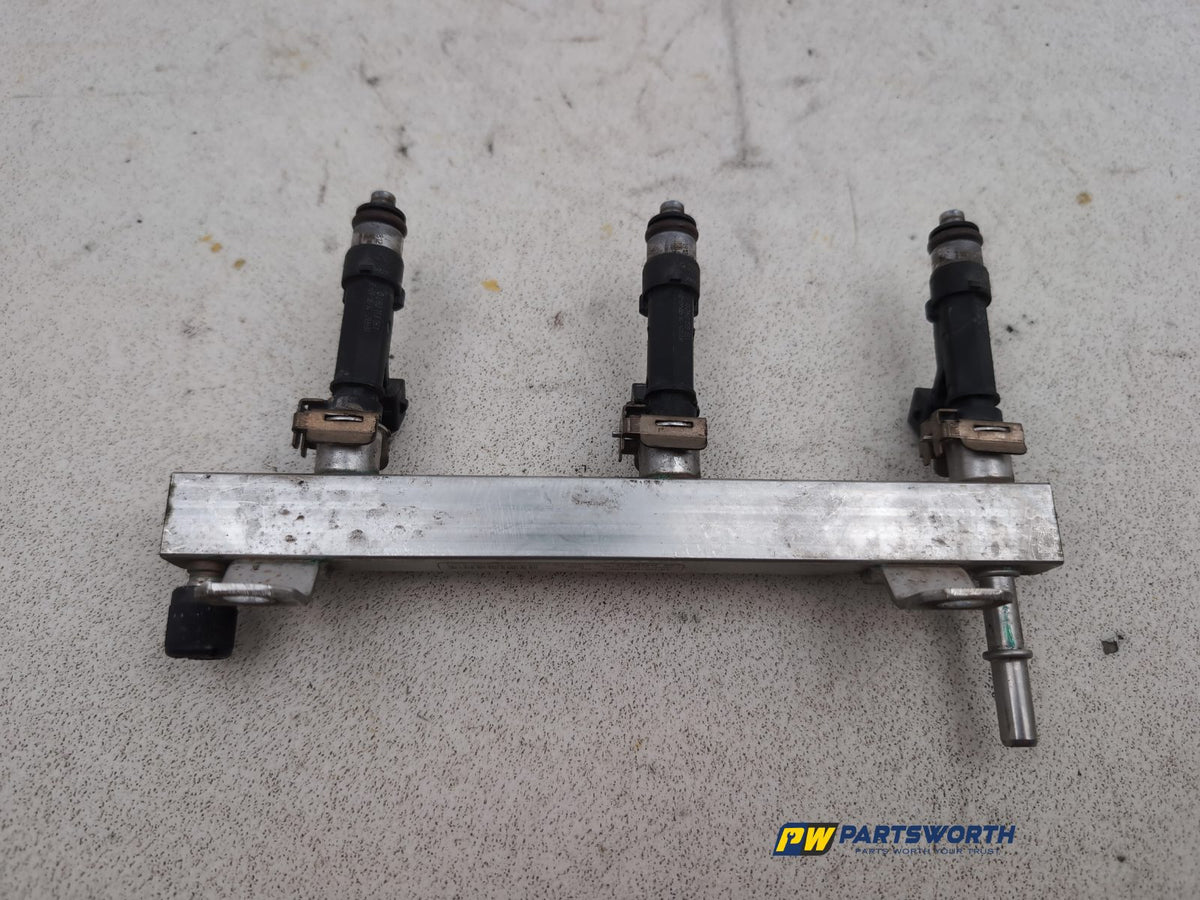 Fuel Rail 6