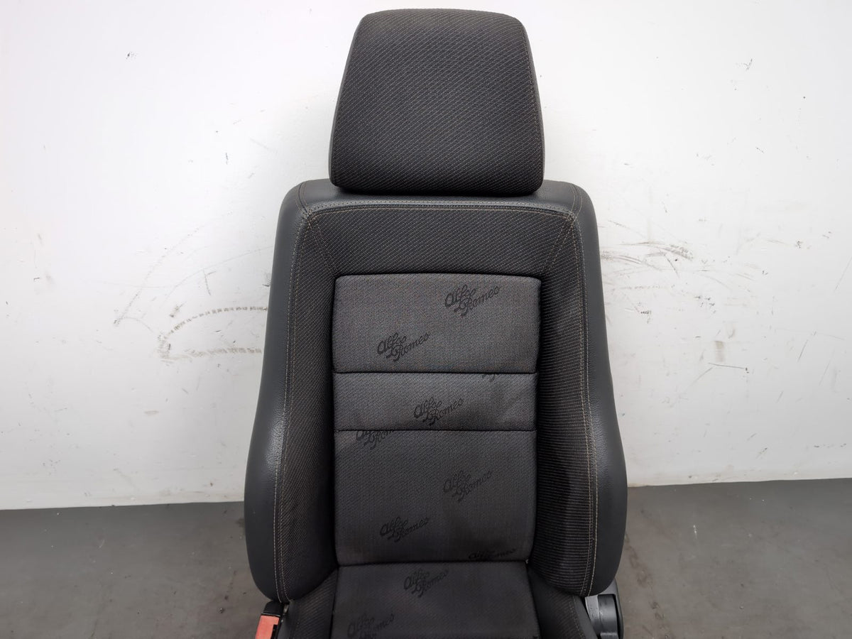 Seat Front LH 6