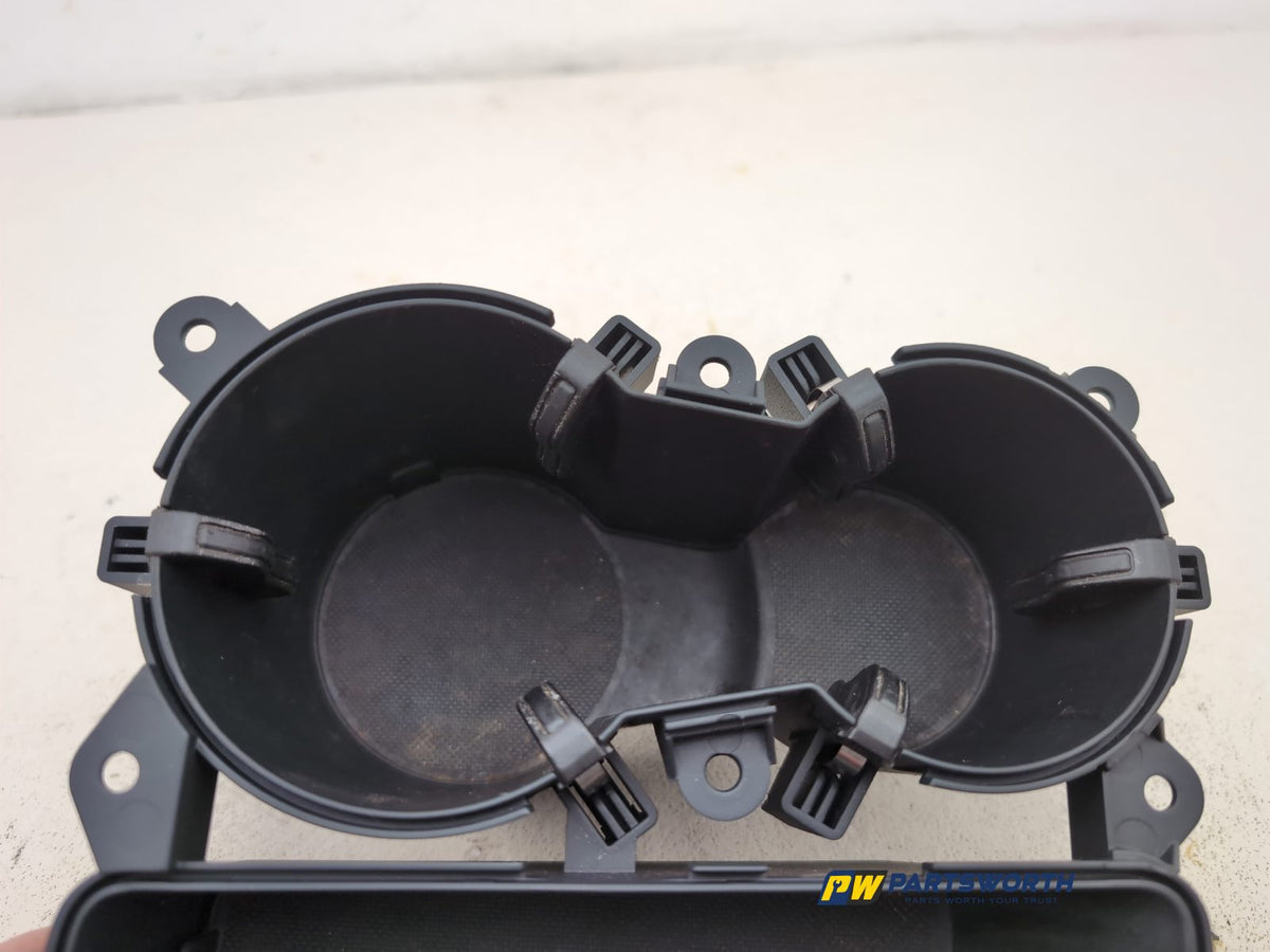 Centre Console Cup Holder 6