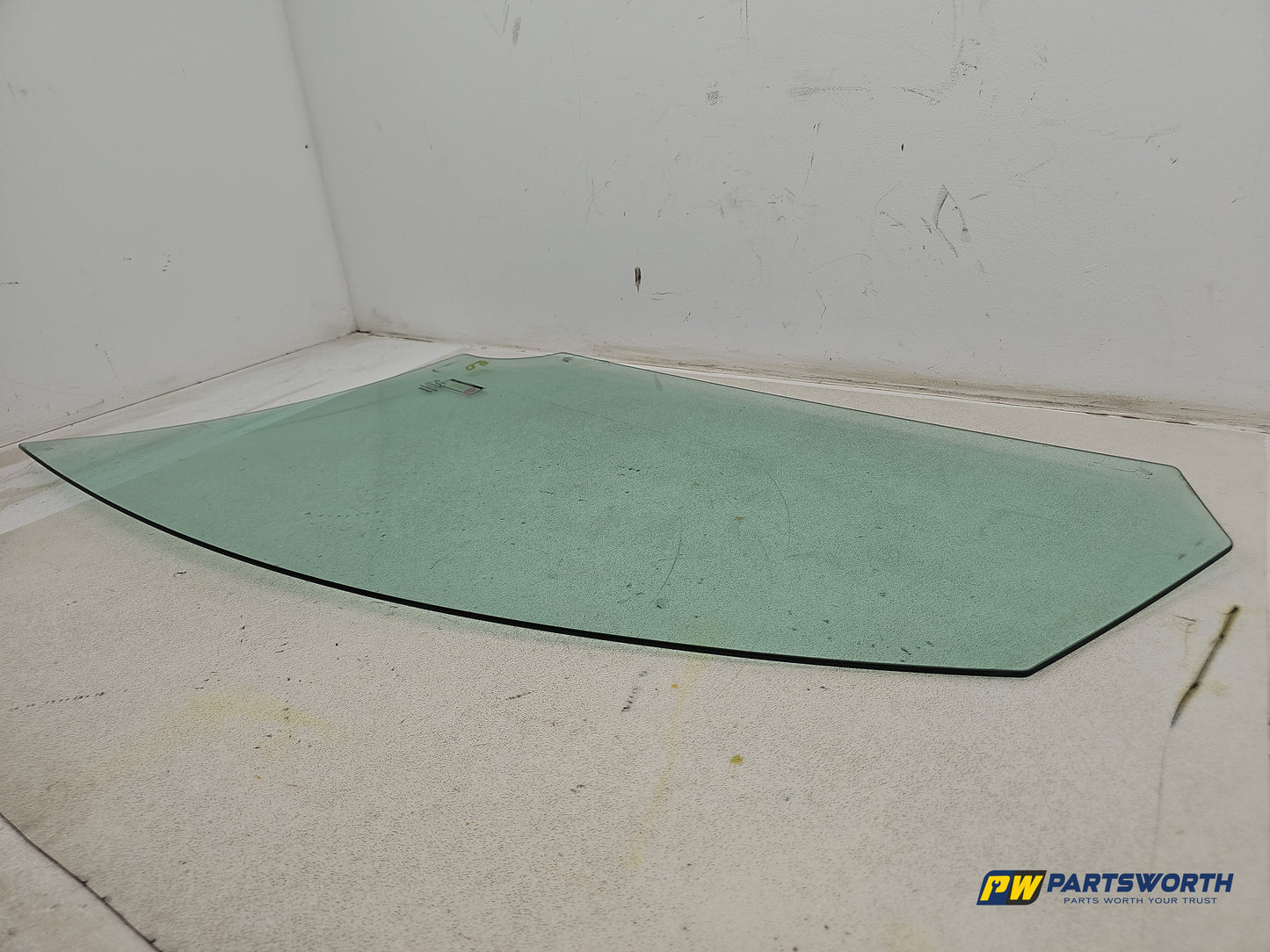 Door Glass Front RH 7