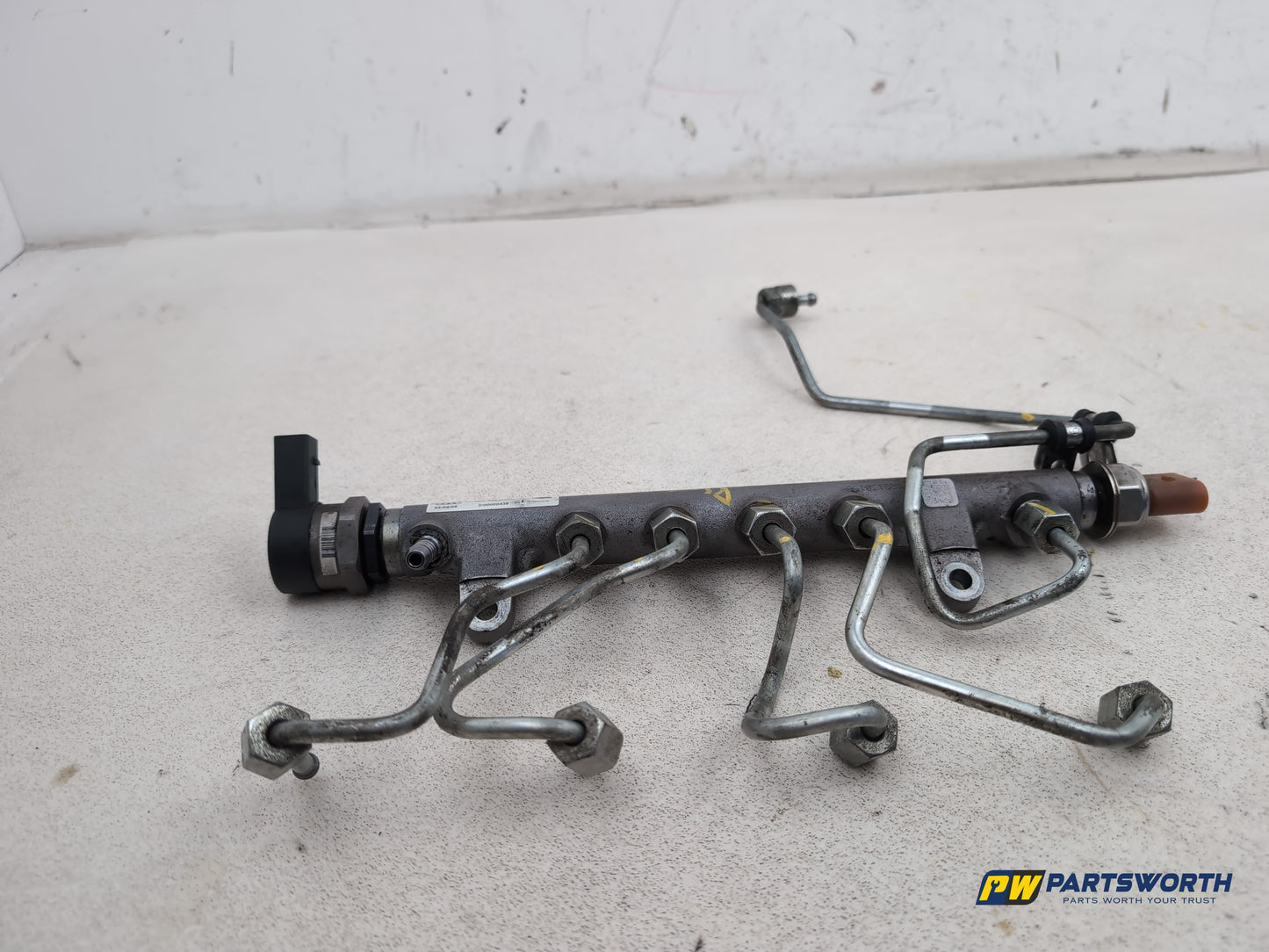 Fuel Rail 7